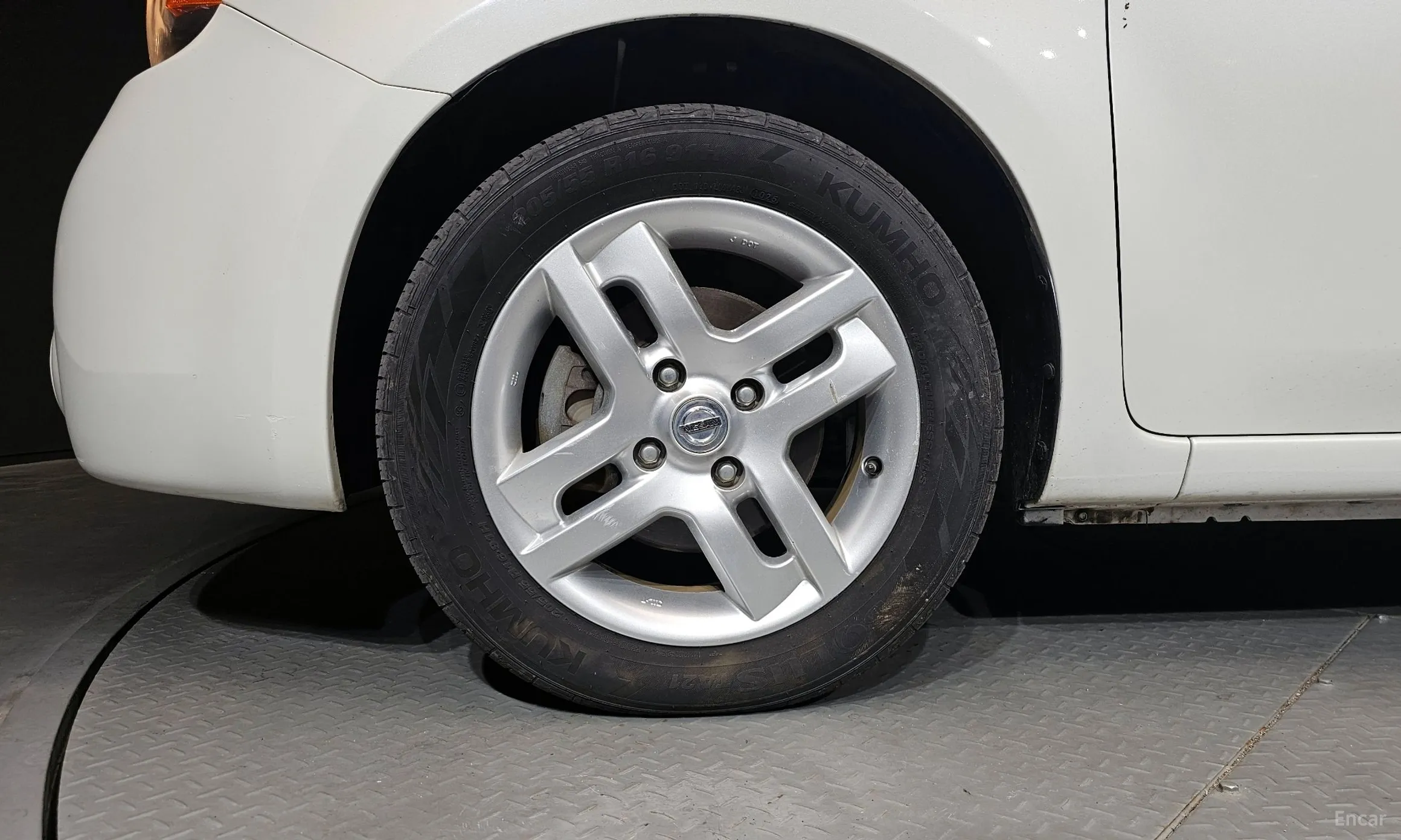 Nissan Cube превью 5