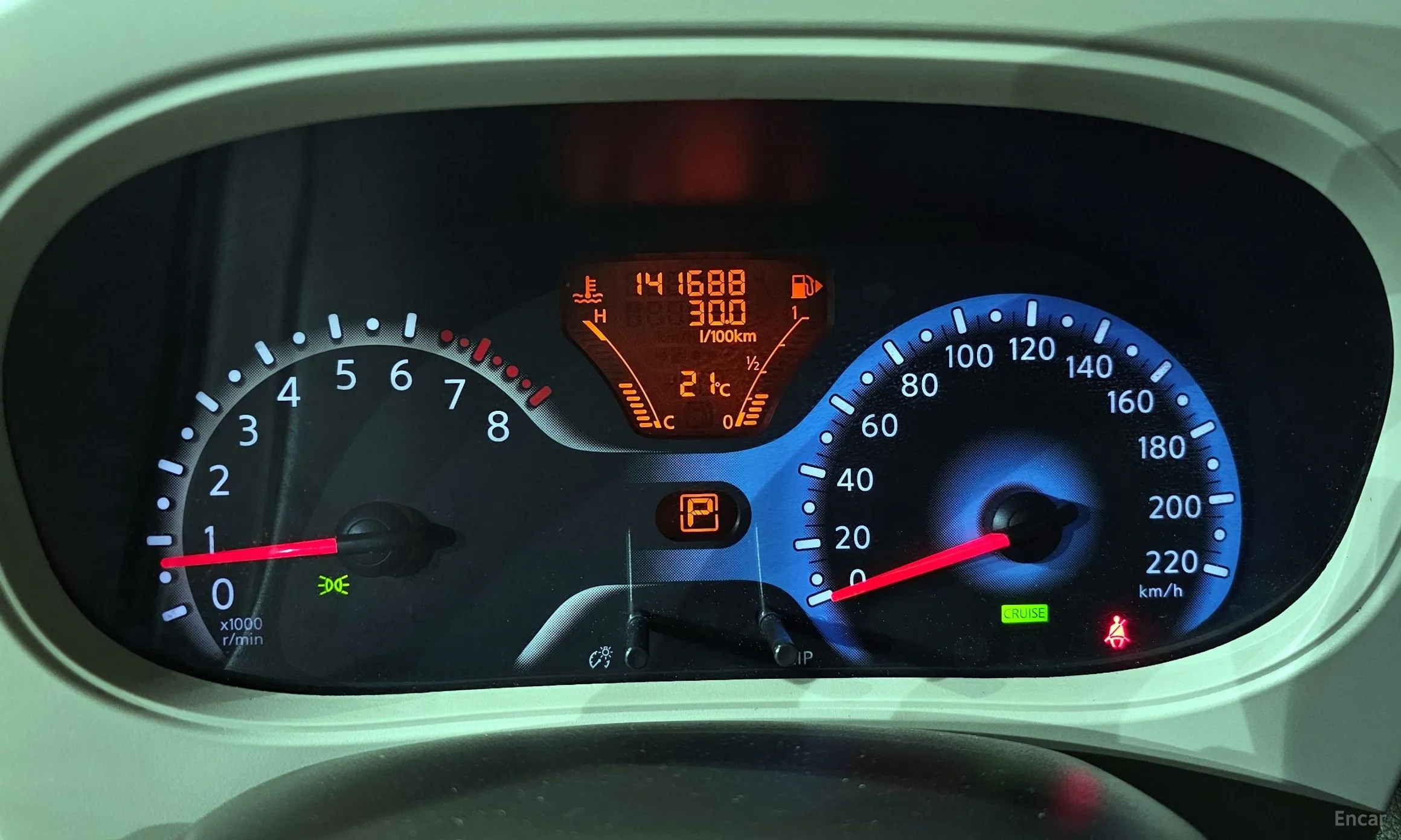 Nissan Cube превью 8
