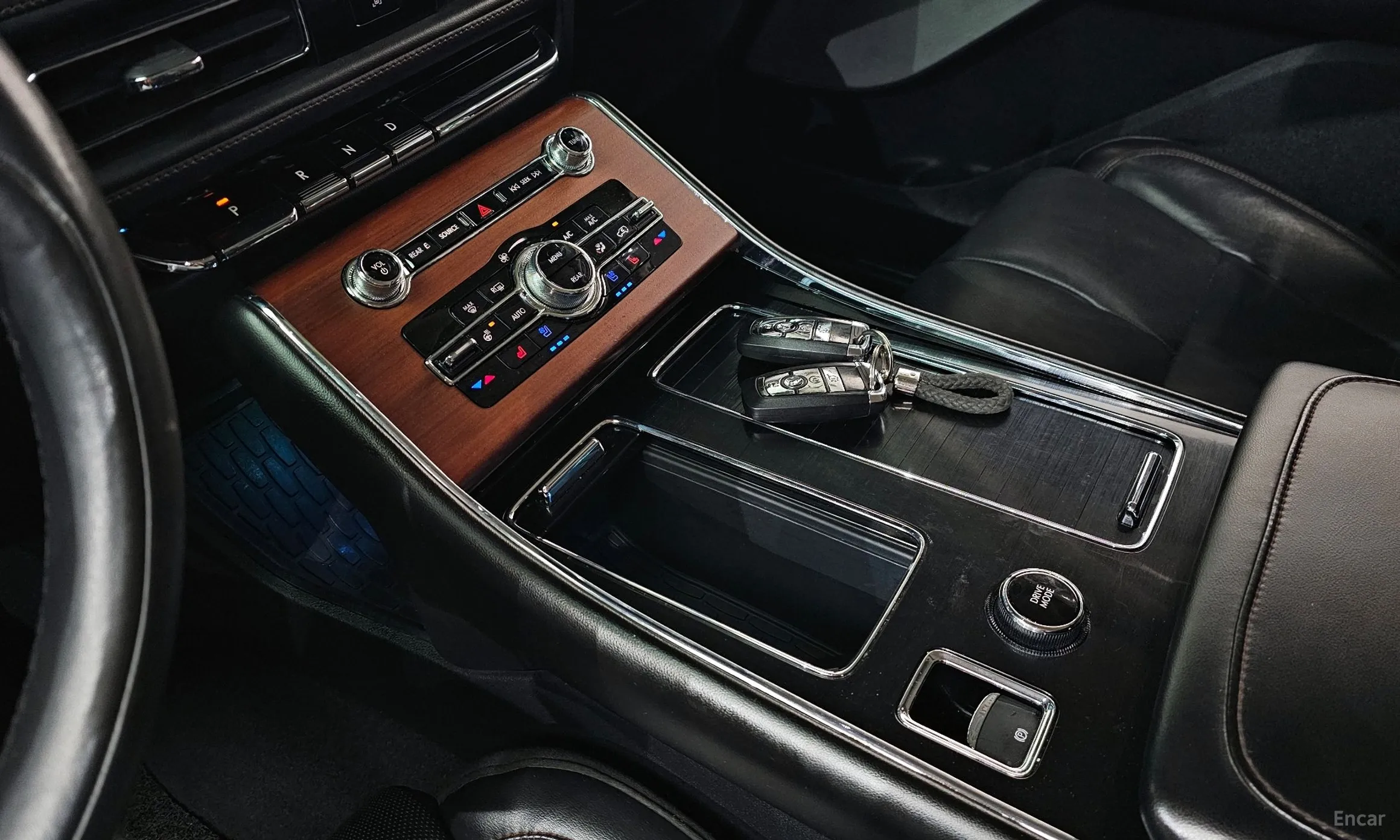 Lincoln Aviator 2nd Generation превью 9