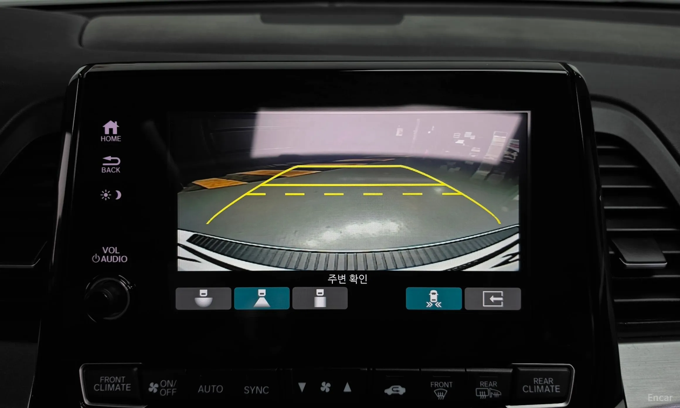 Honda Odyssey превью 15