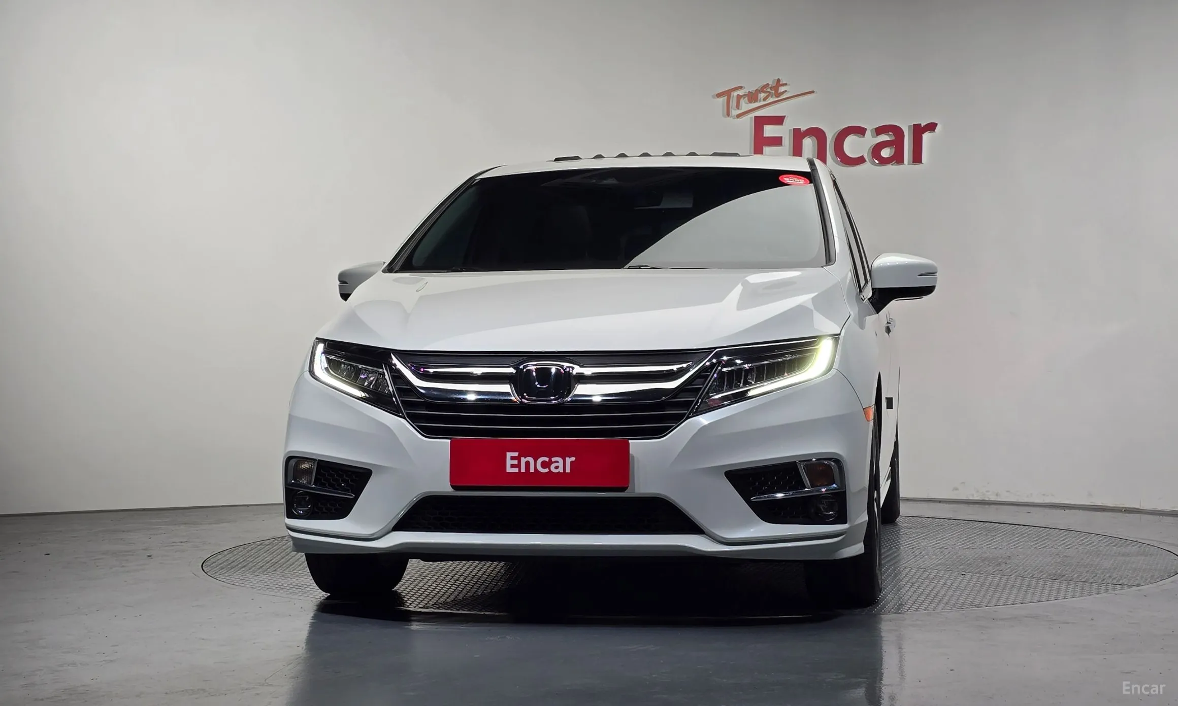 Honda Odyssey превью 3