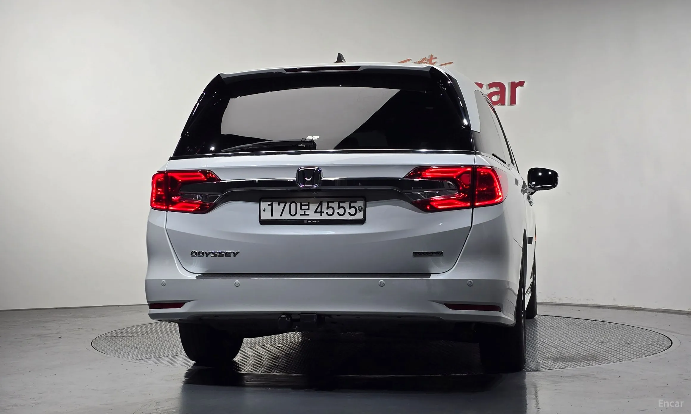 Honda Odyssey превью 4