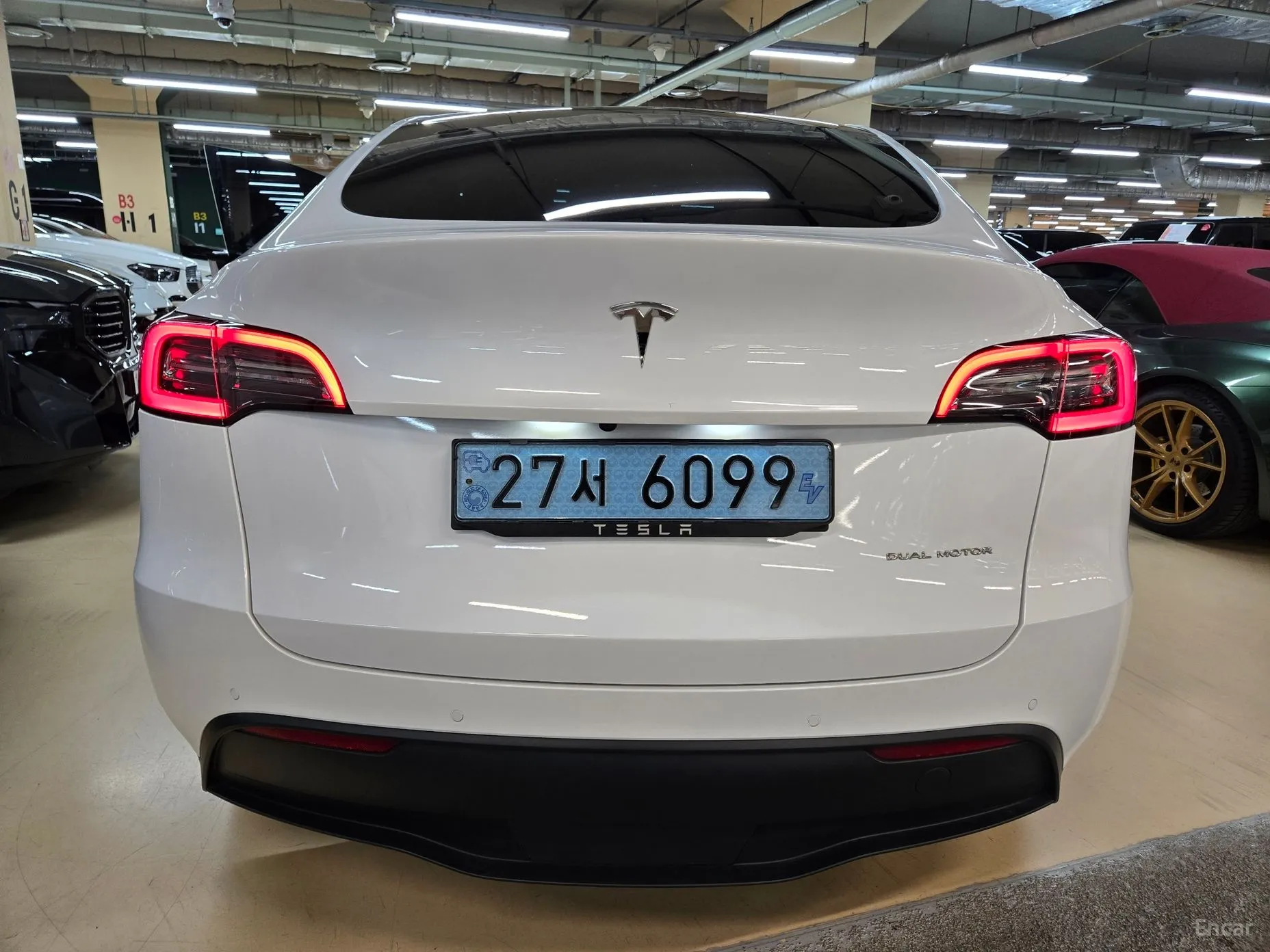 Tesla Model Y превью 10