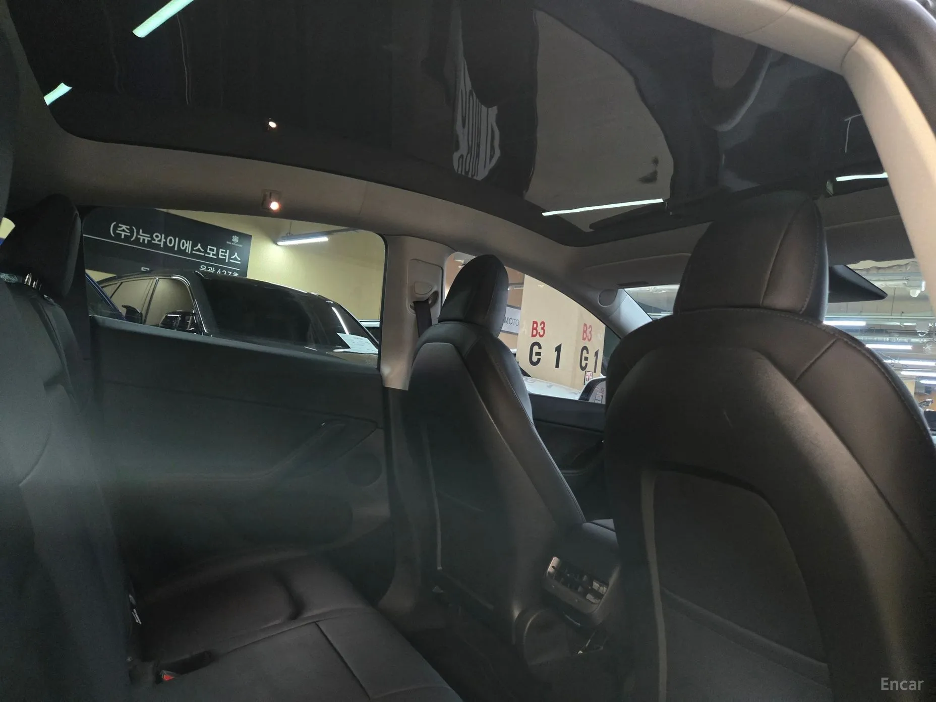 Tesla Model Y превью 17