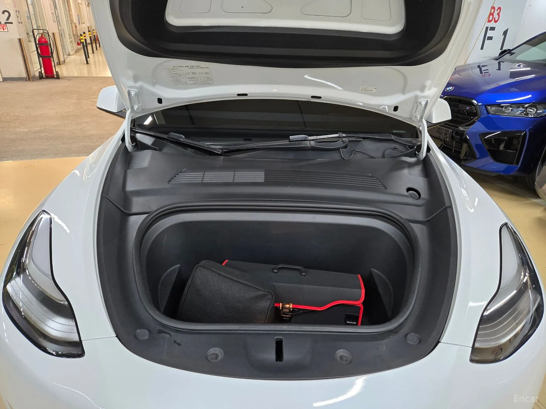 Tesla Model Y превью 5