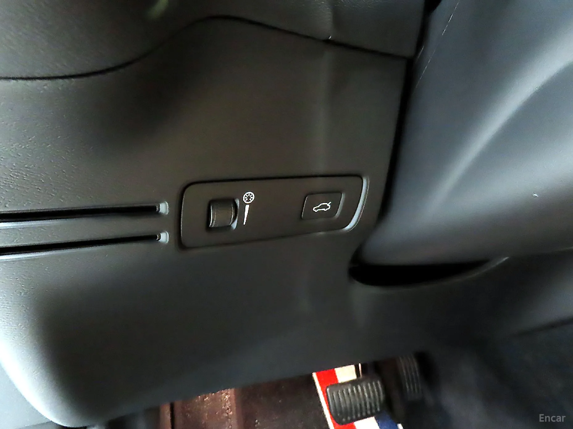 Volvo XC40 превью 15