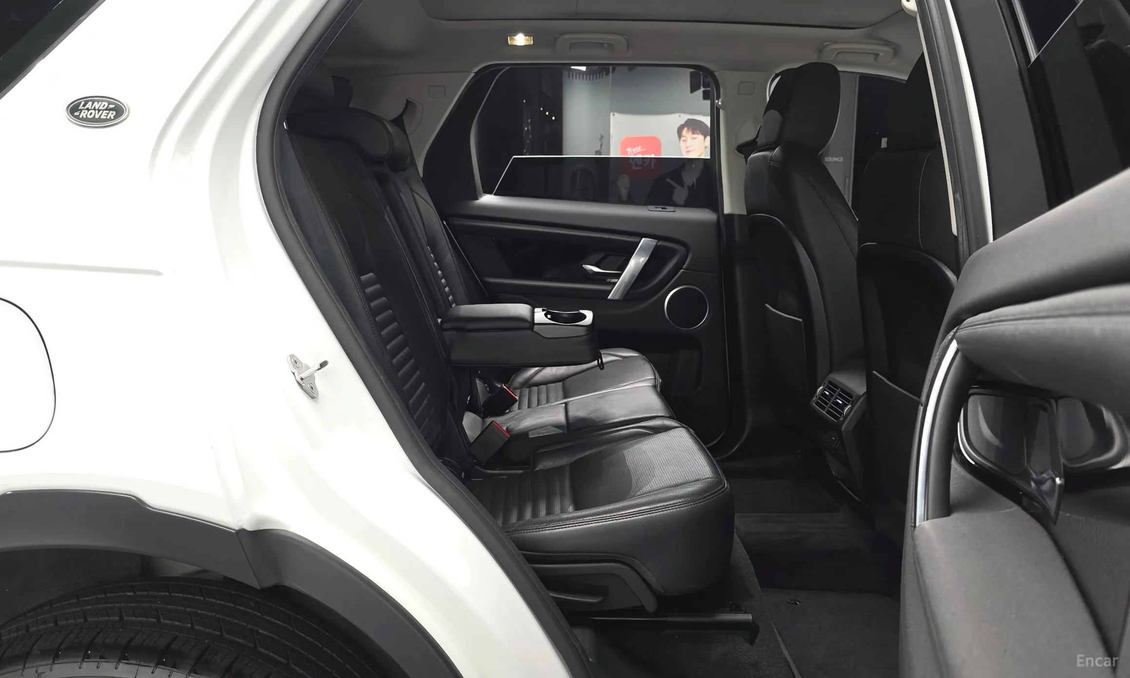 Land Rover Discovery Sports превью 11