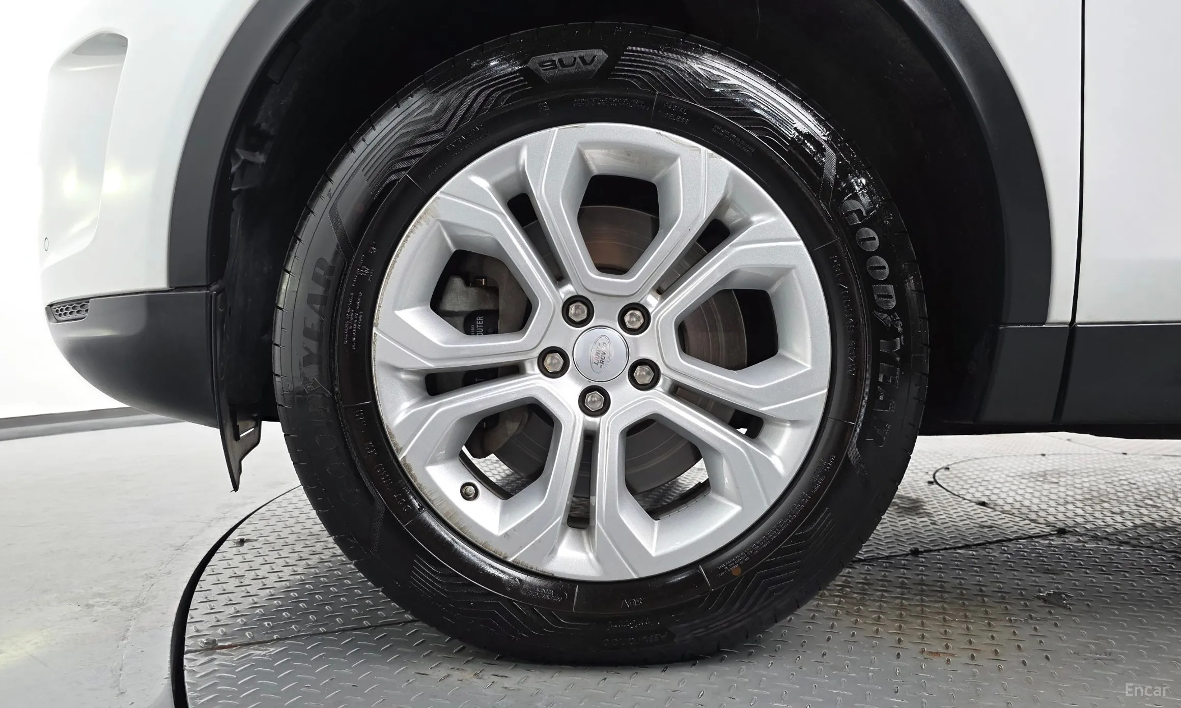 Land Rover Discovery Sports превью 5