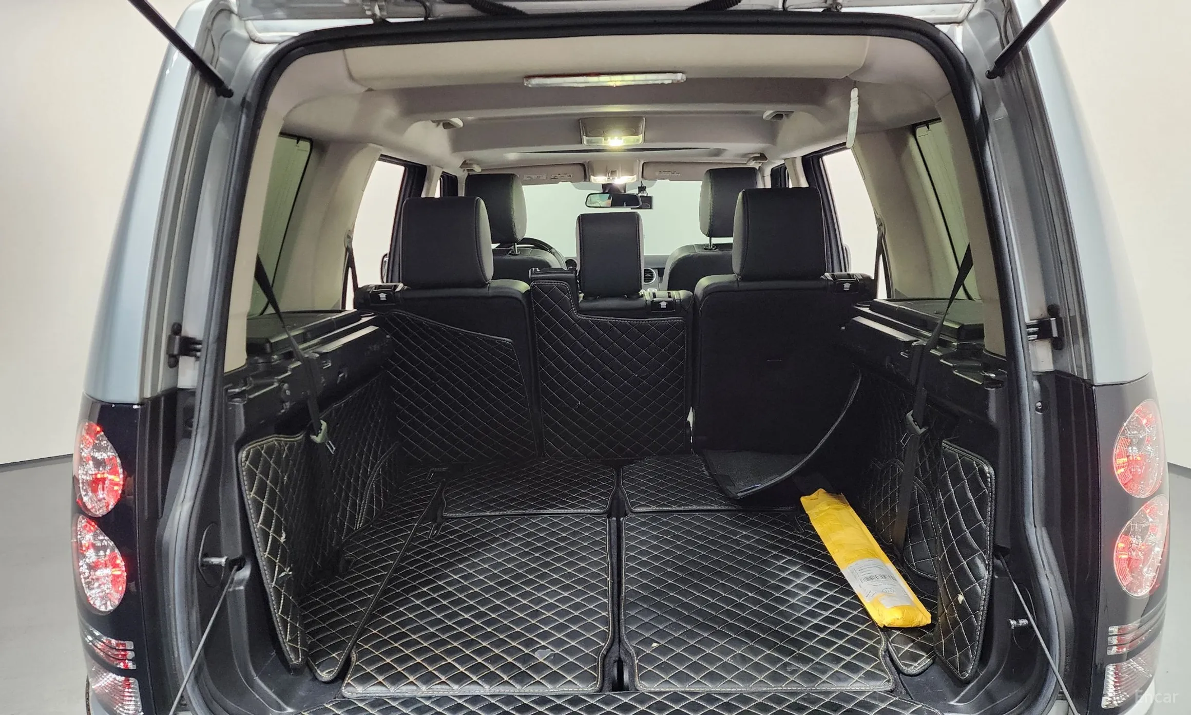 Land Rover Discovery 4 превью 17