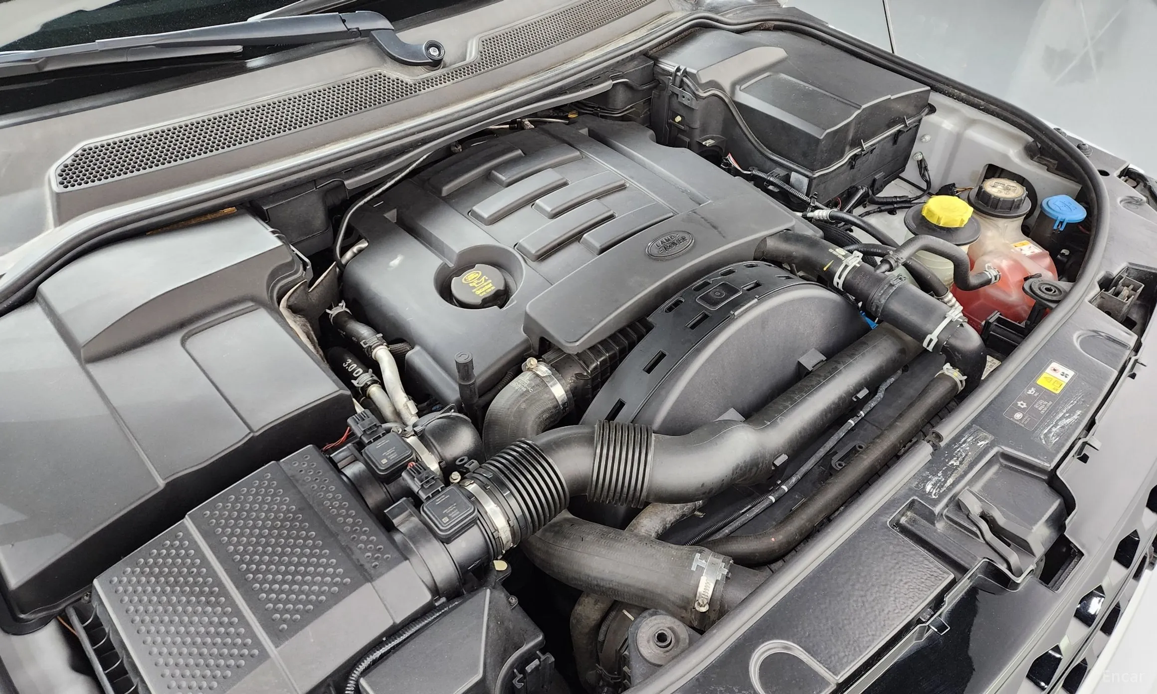 Land Rover Discovery 4 превью 6