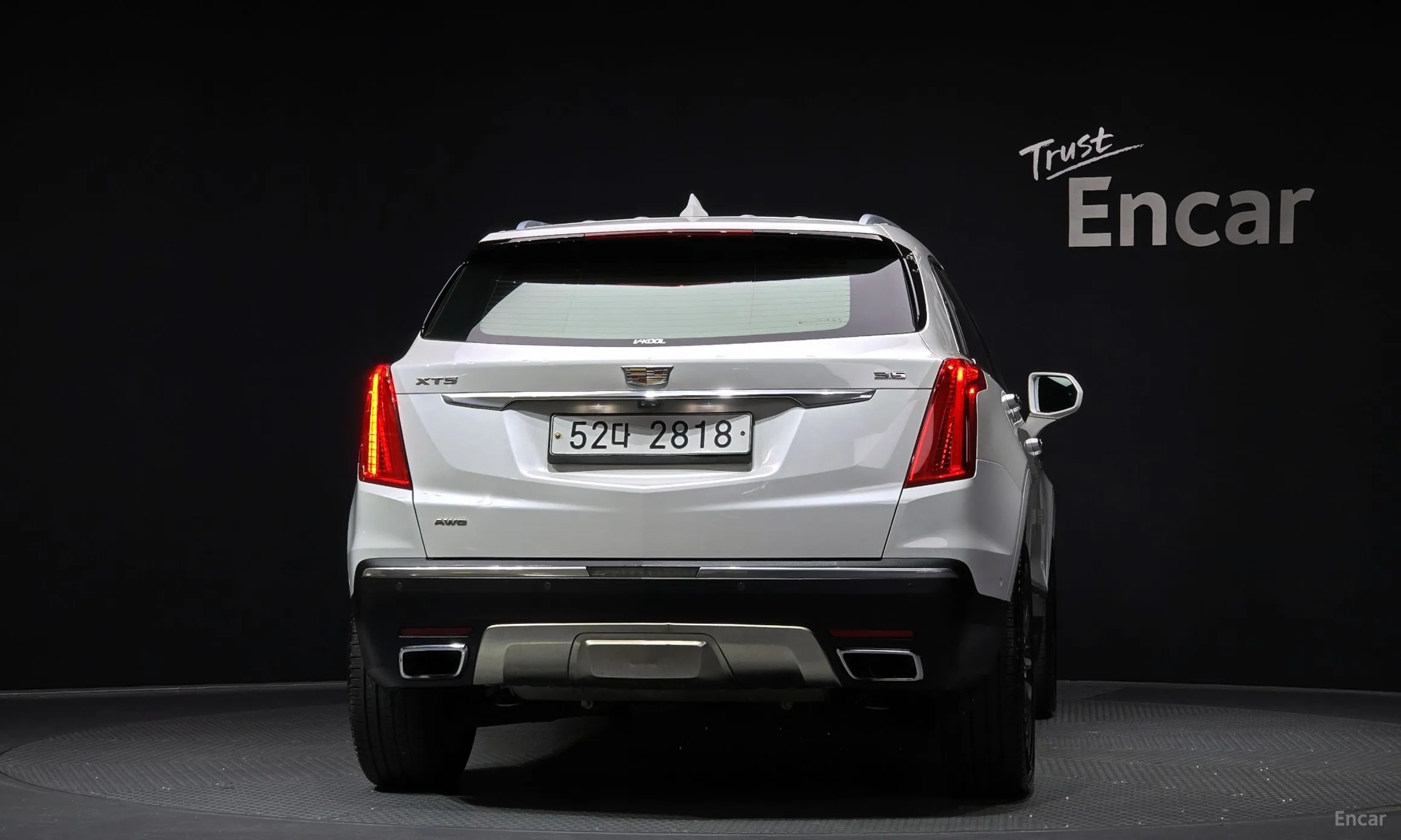 Cadillac XT5 превью 4