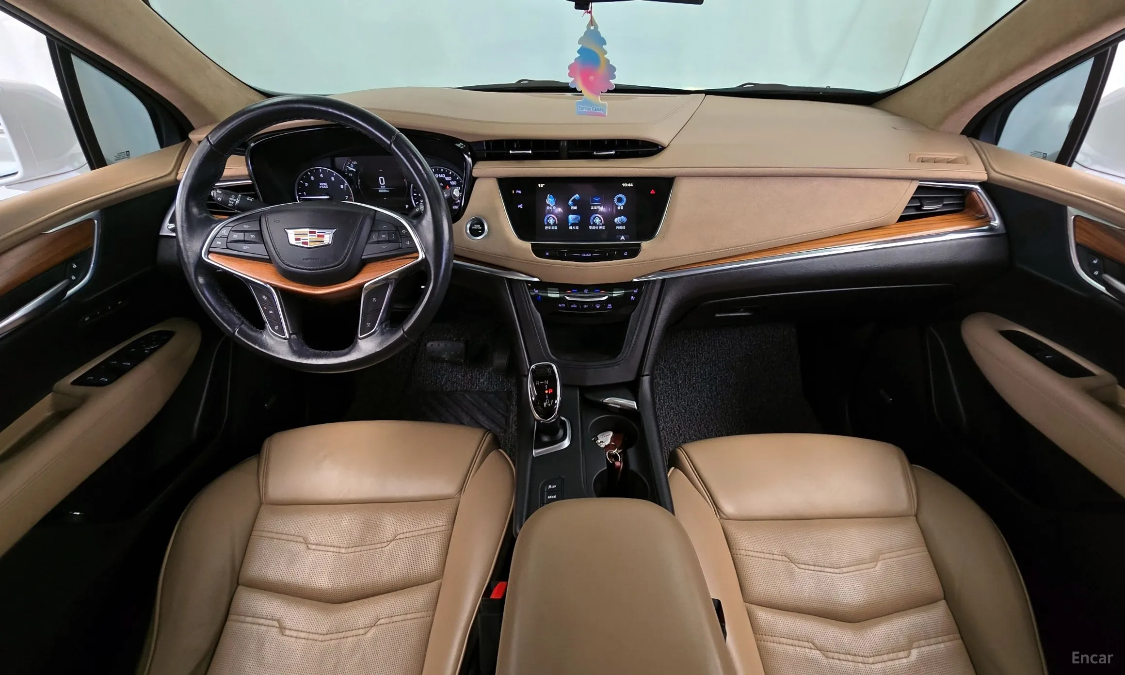 Cadillac XT5 превью 7