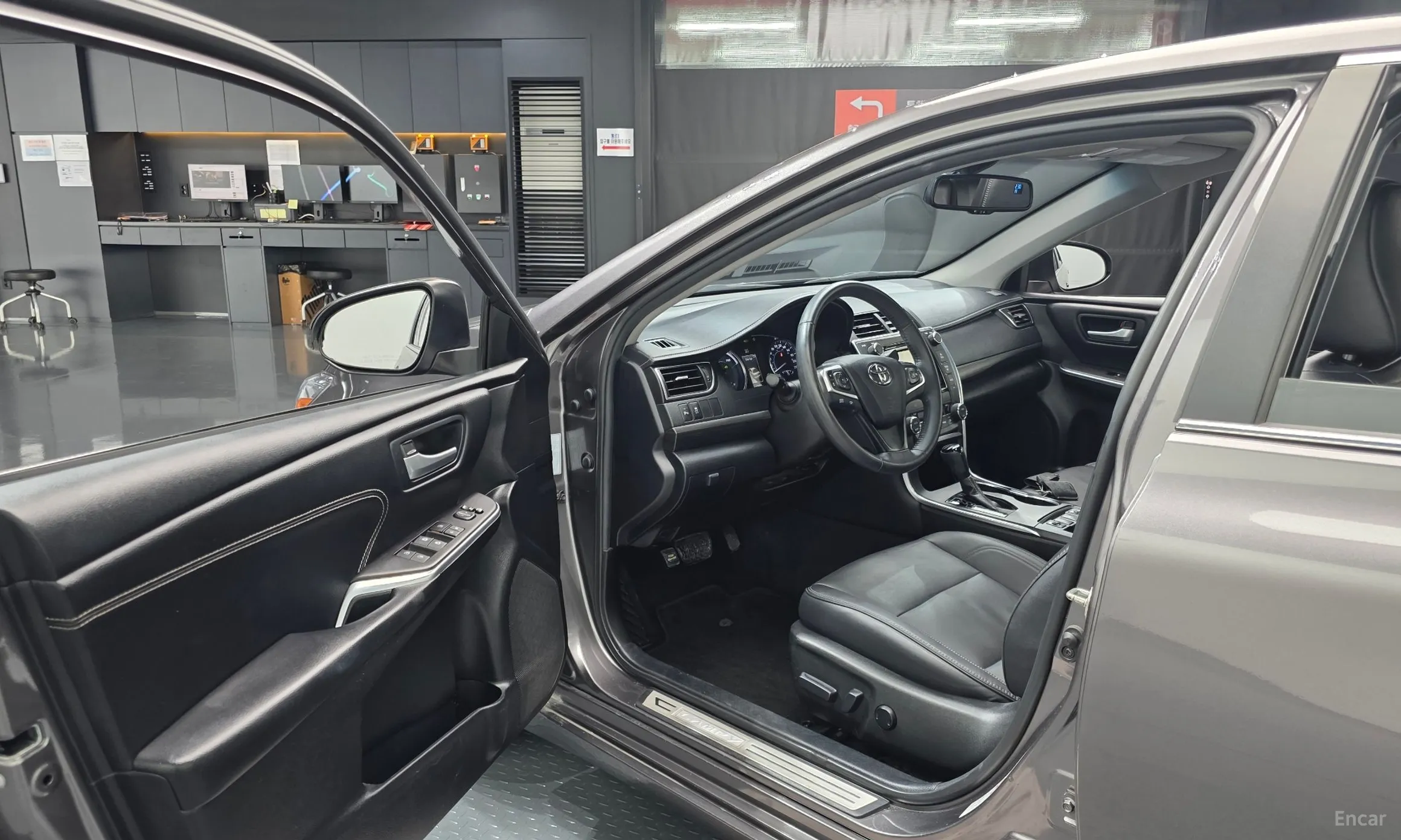 Toyota New Camry превью 10