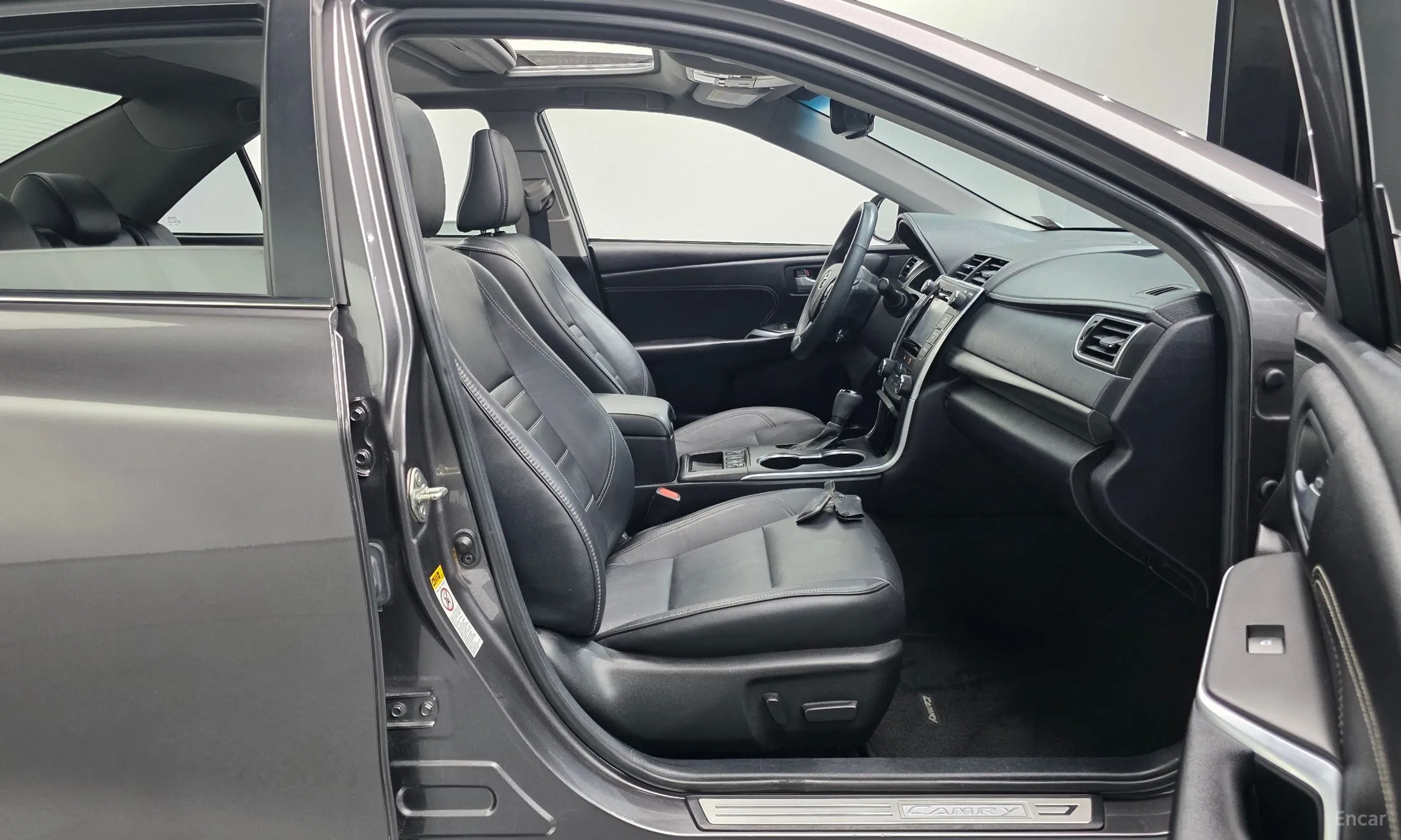 Toyota New Camry превью 11