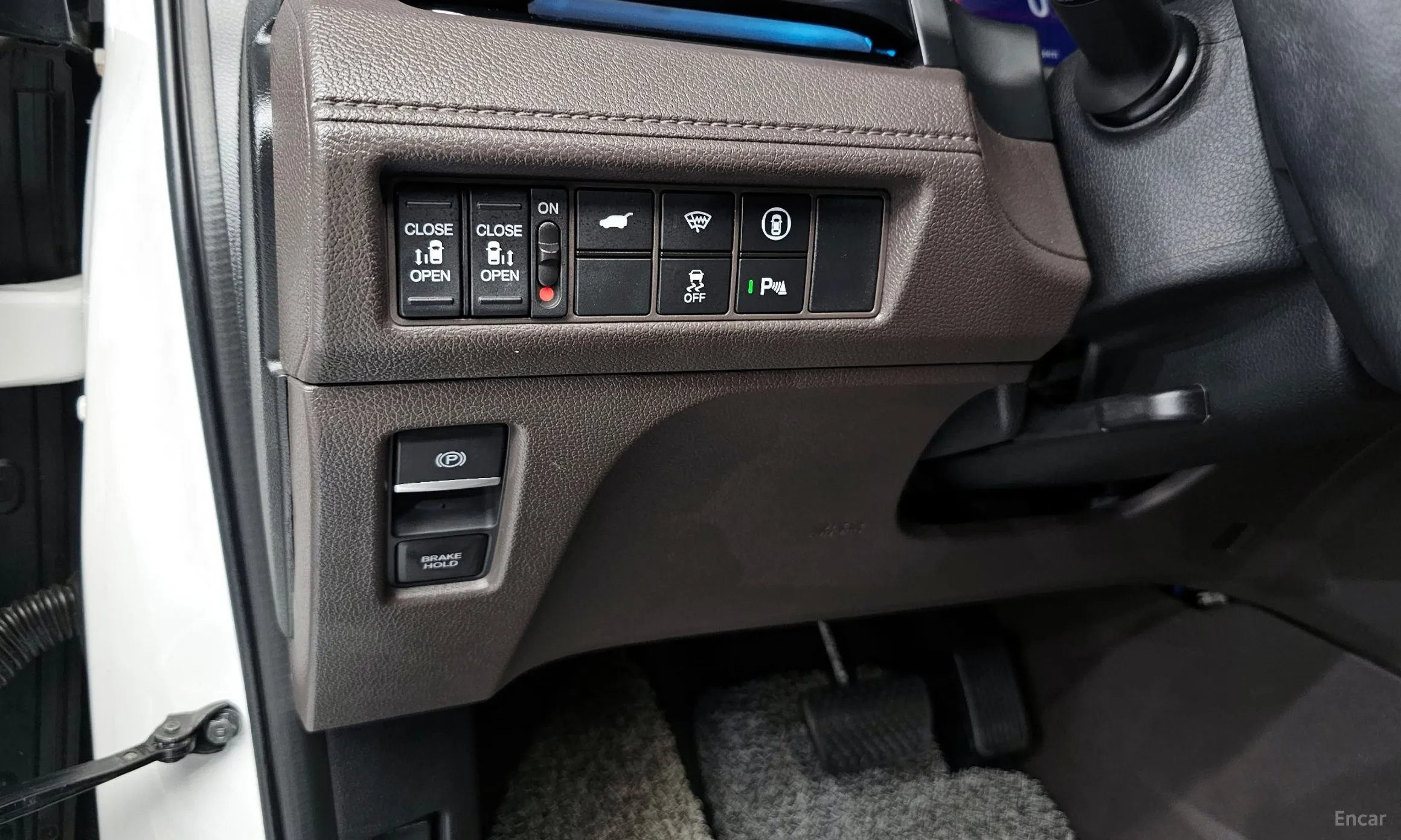 Honda Odyssey превью 17
