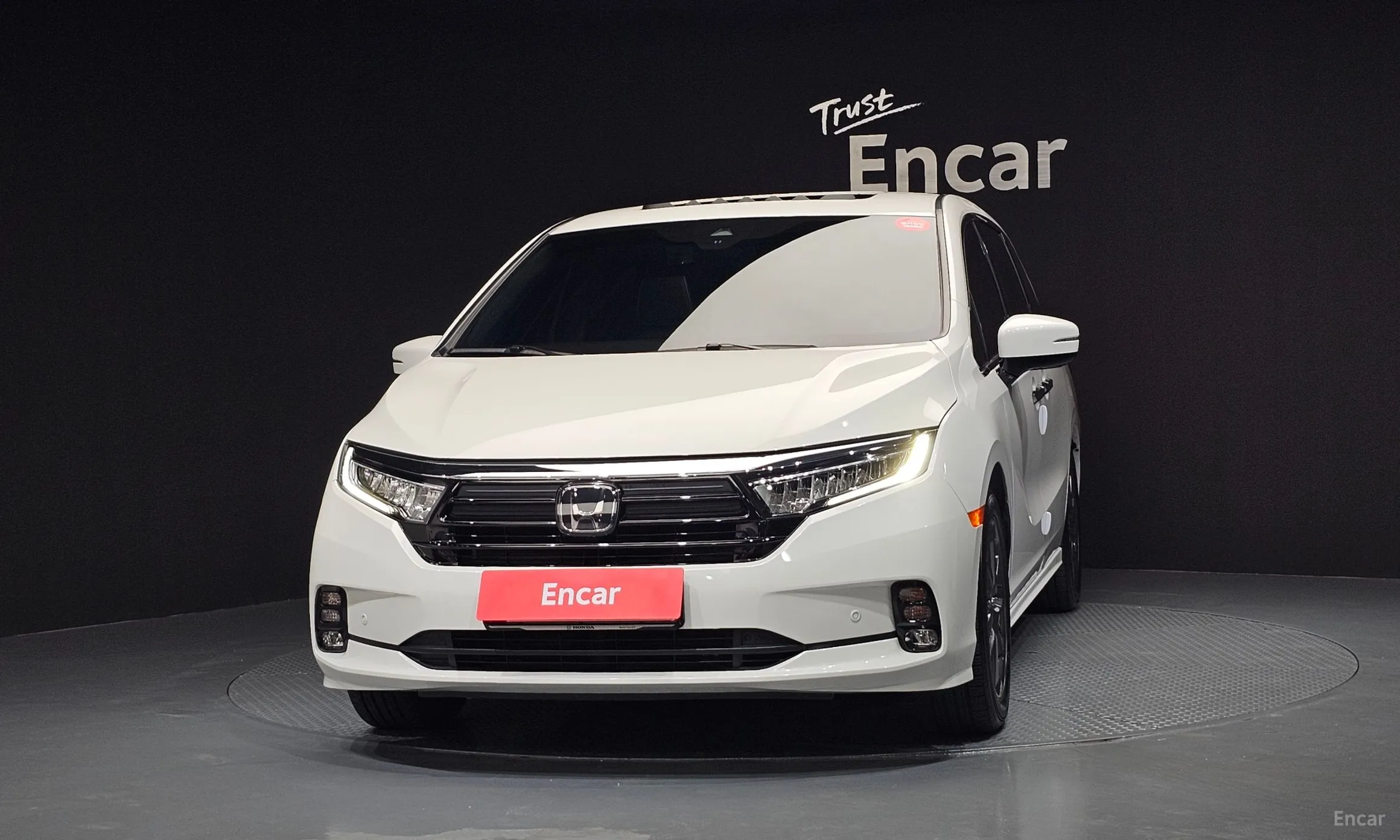 Honda Odyssey превью 3