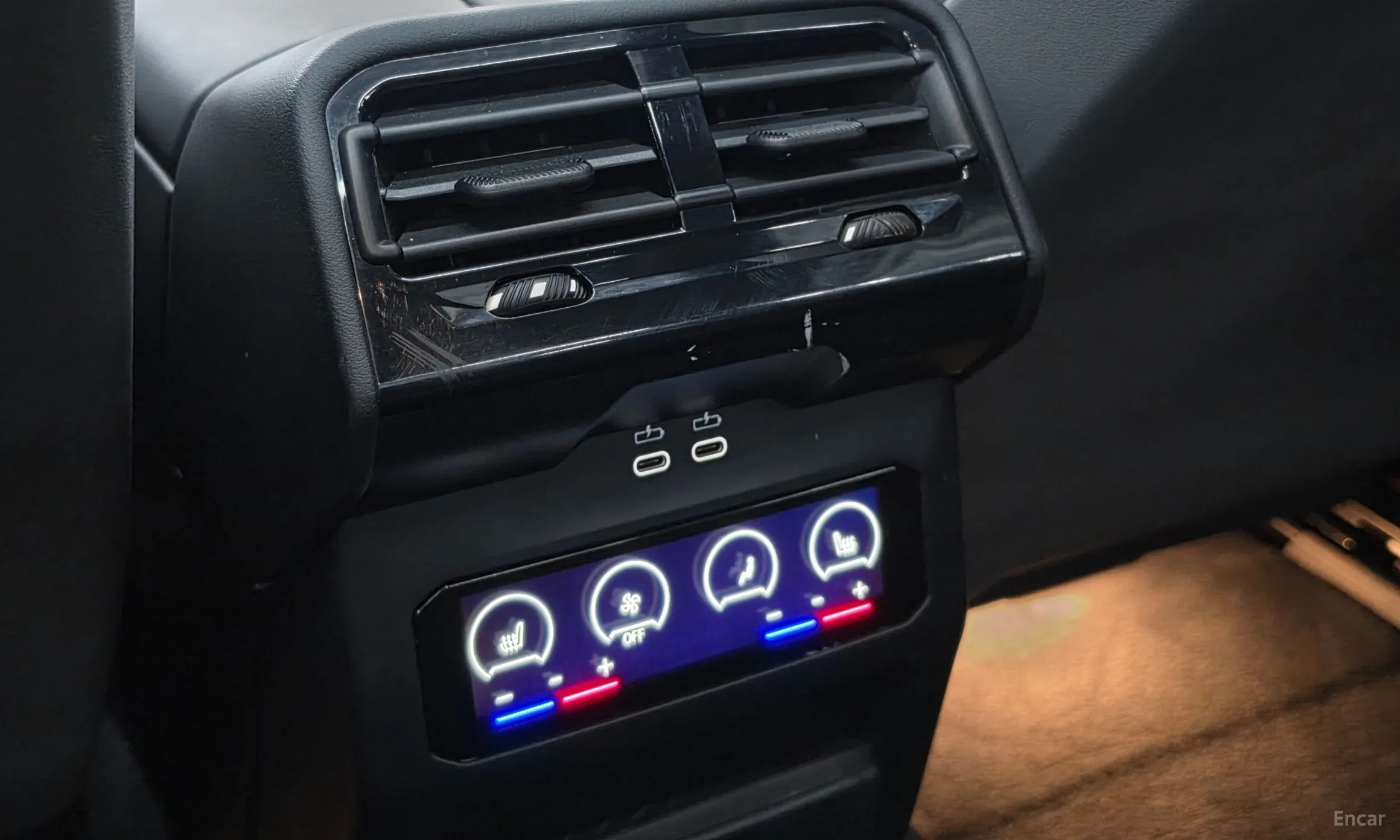 BMW 5 Series (G60) превью 13