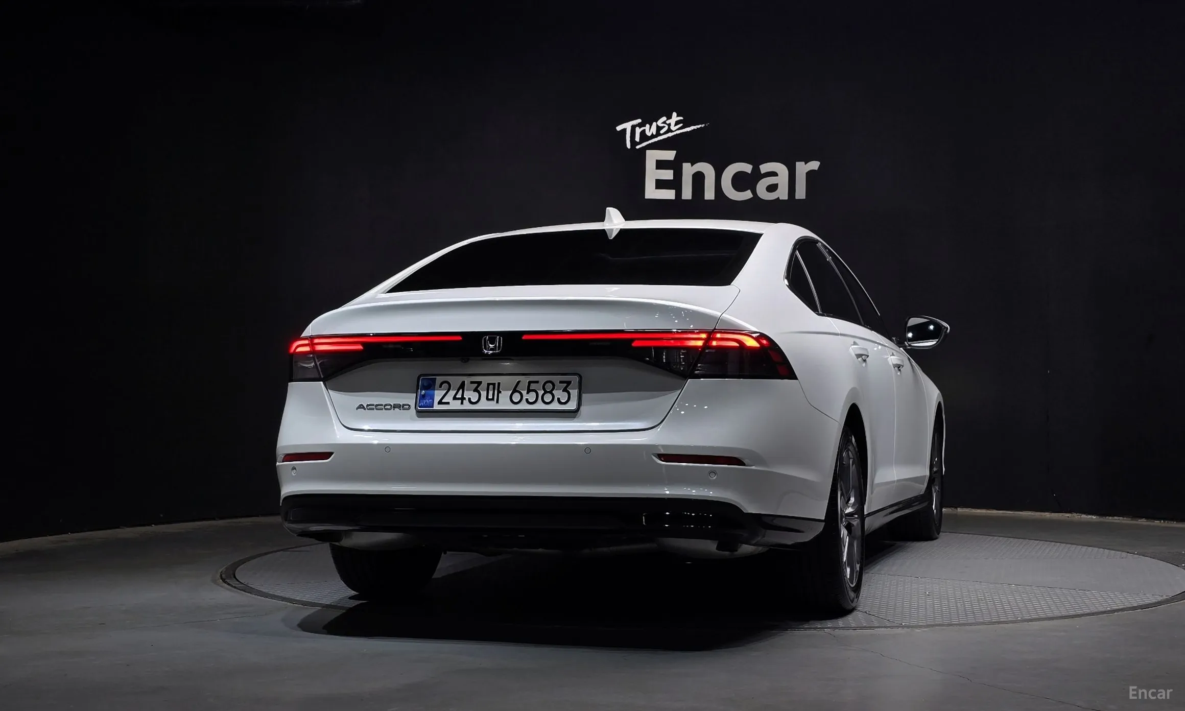 Honda Accord 11th Generation превью 4