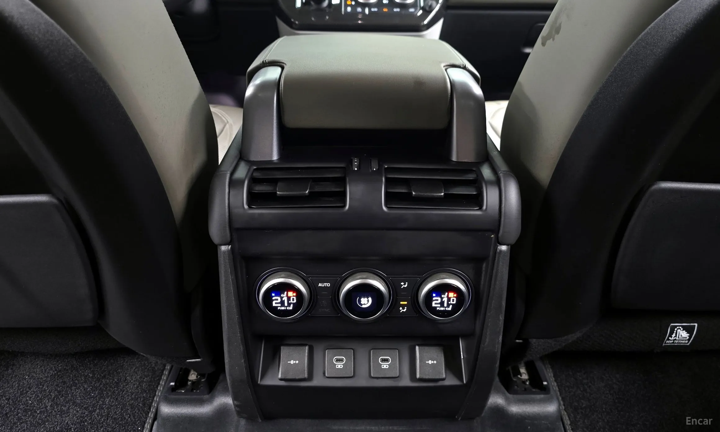 Land Rover Defender (L663) превью 17