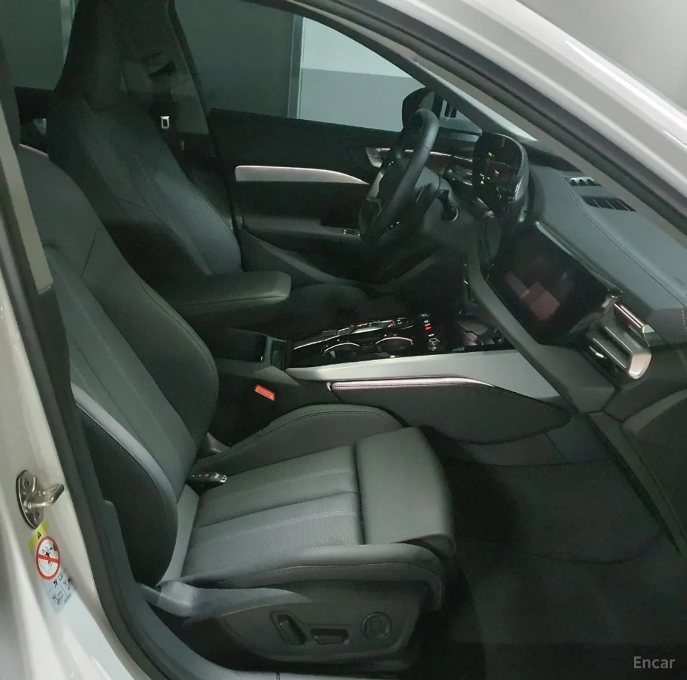 Audi A5 (B10) превью 10