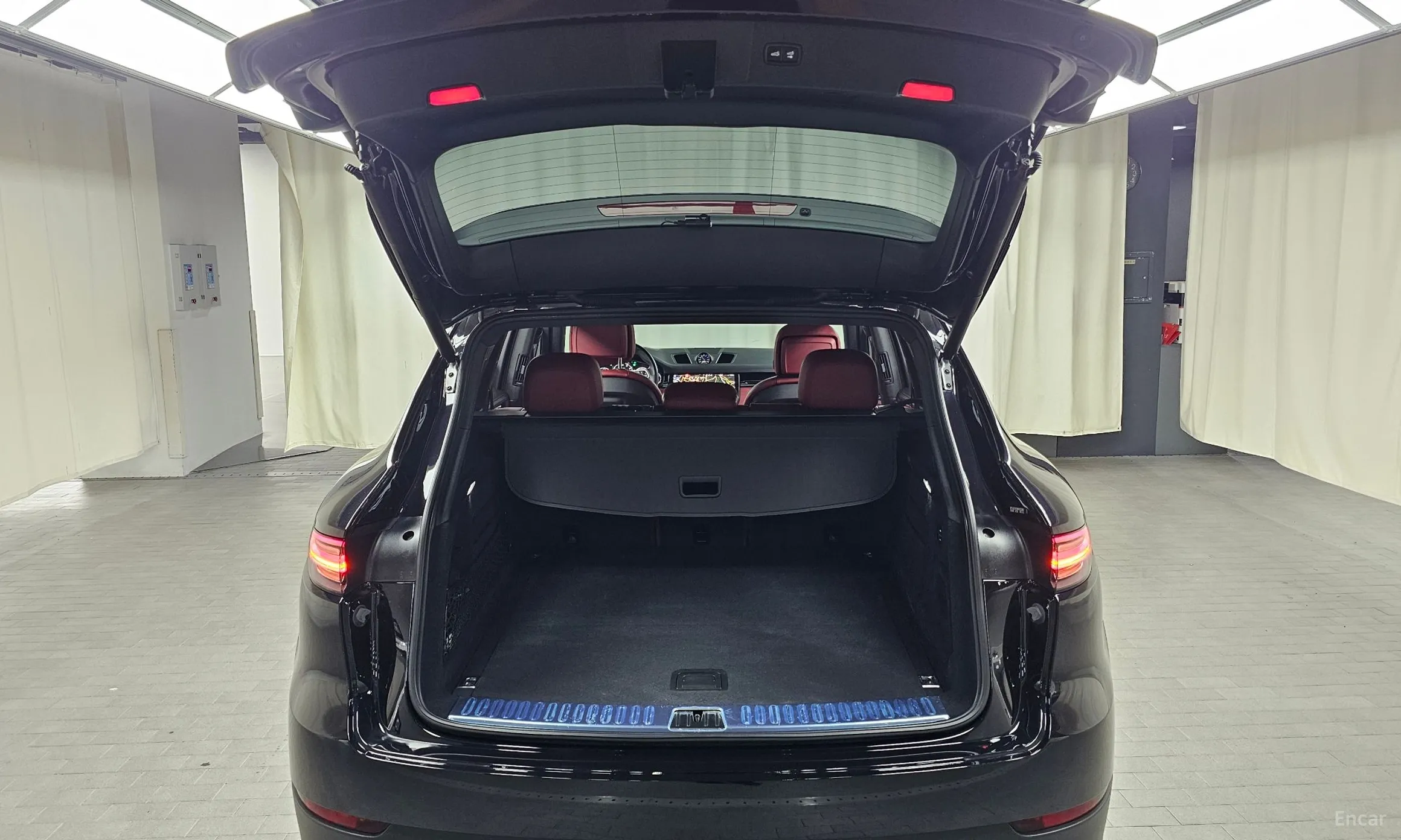 Porsche Cayenne (PO536) превью 17