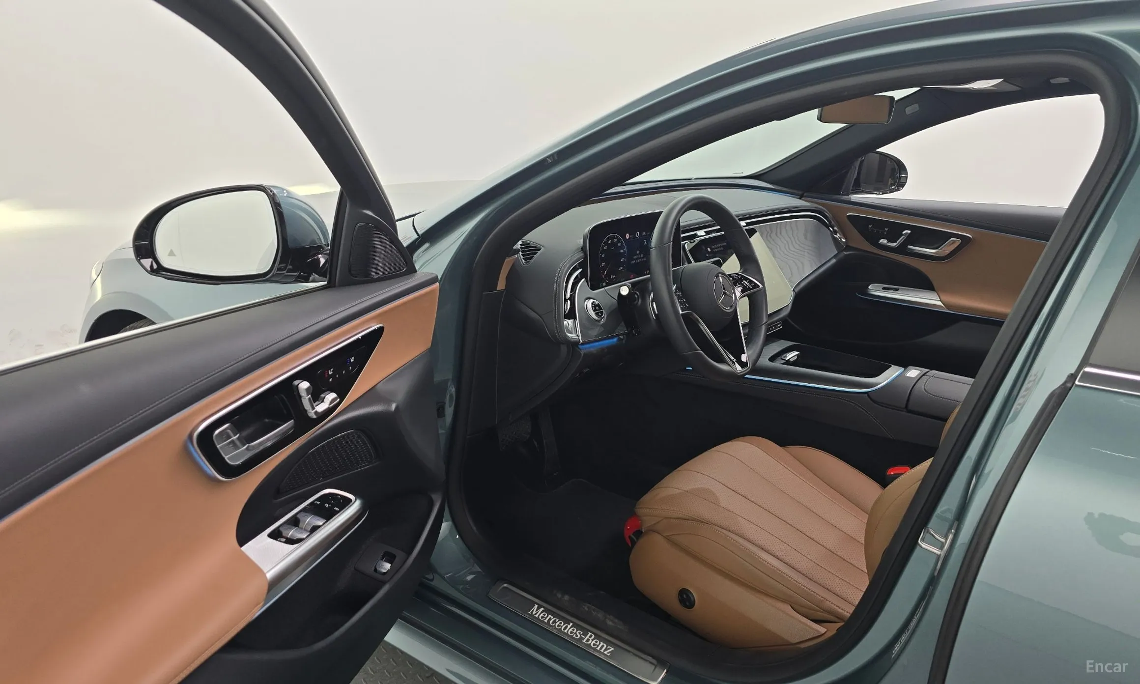Mercedes Benz E-Class W214 превью 10