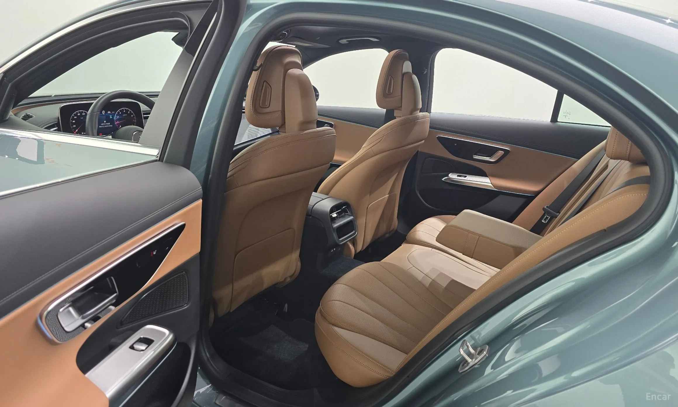 Mercedes Benz E-Class W214 превью 12