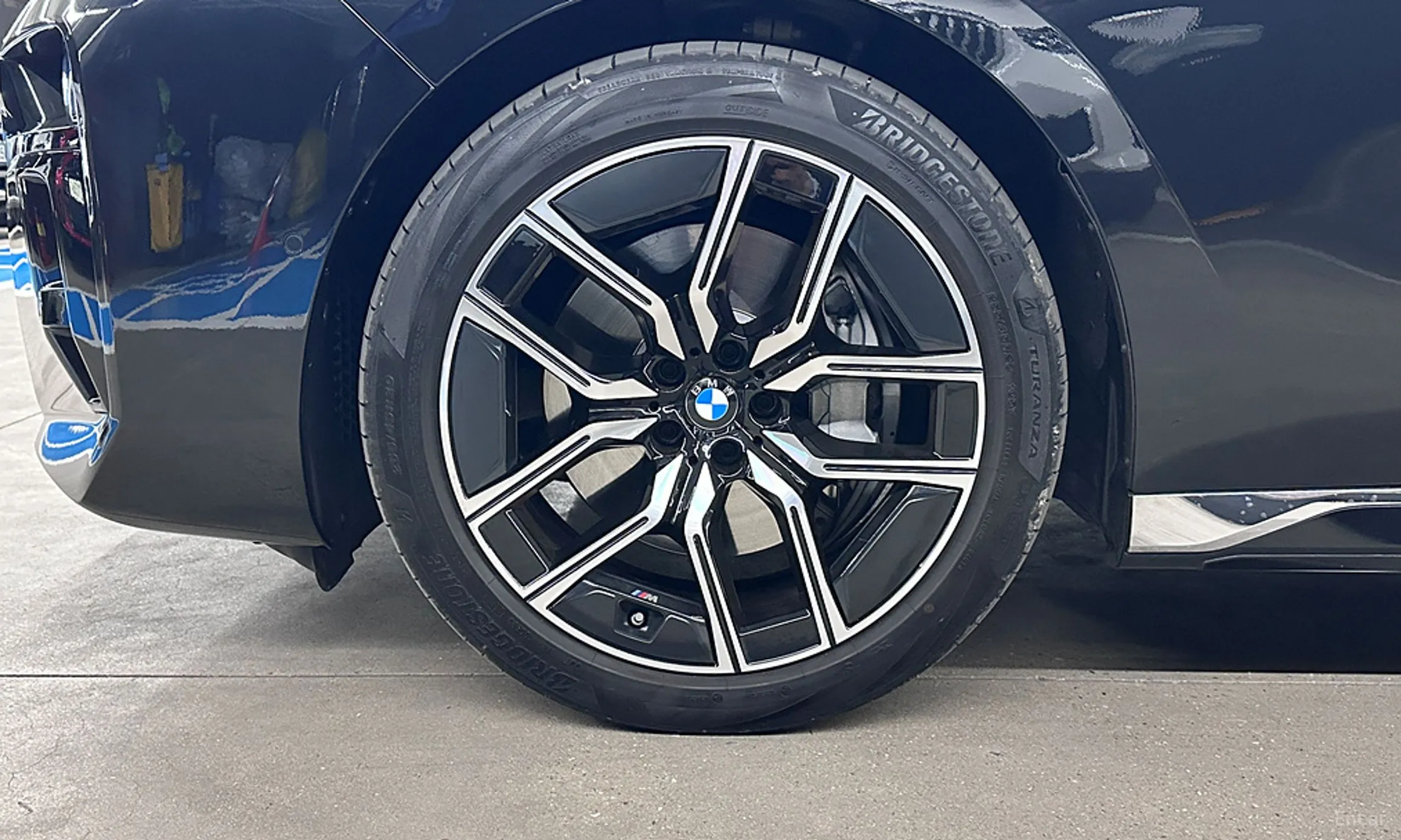BMW 7 Series (G70) превью 5
