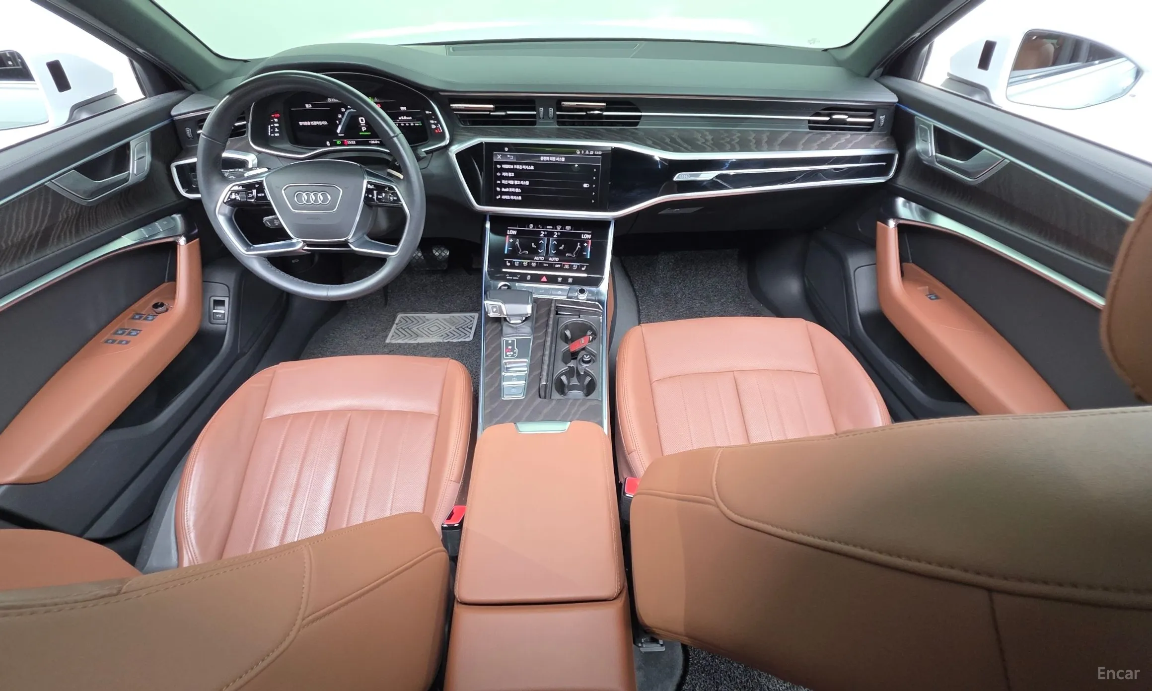 Audi A6 (C8) превью 7