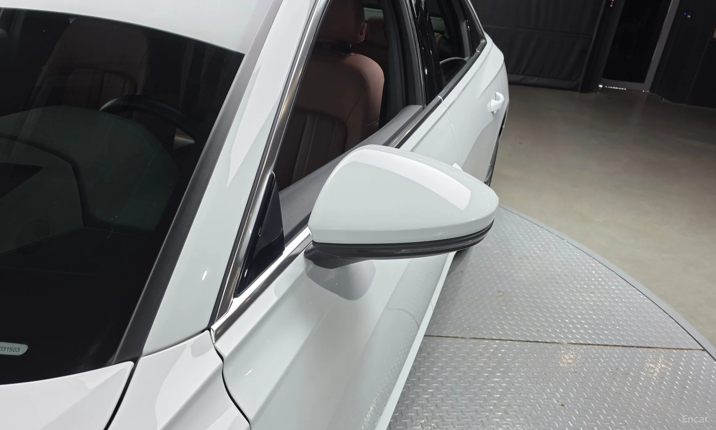 Audi A6 (C8) превью 9