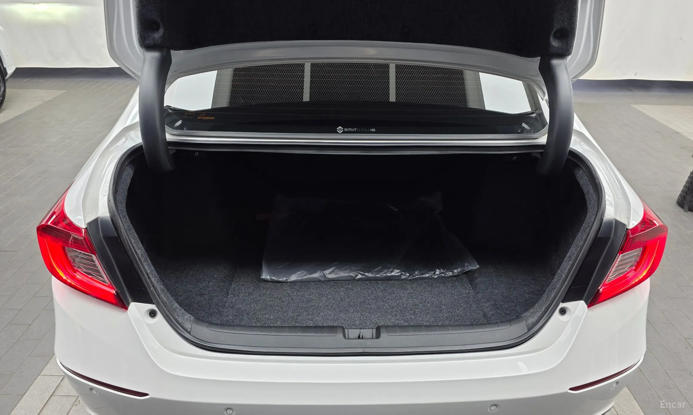 Honda Accord 10th Generation превью 20