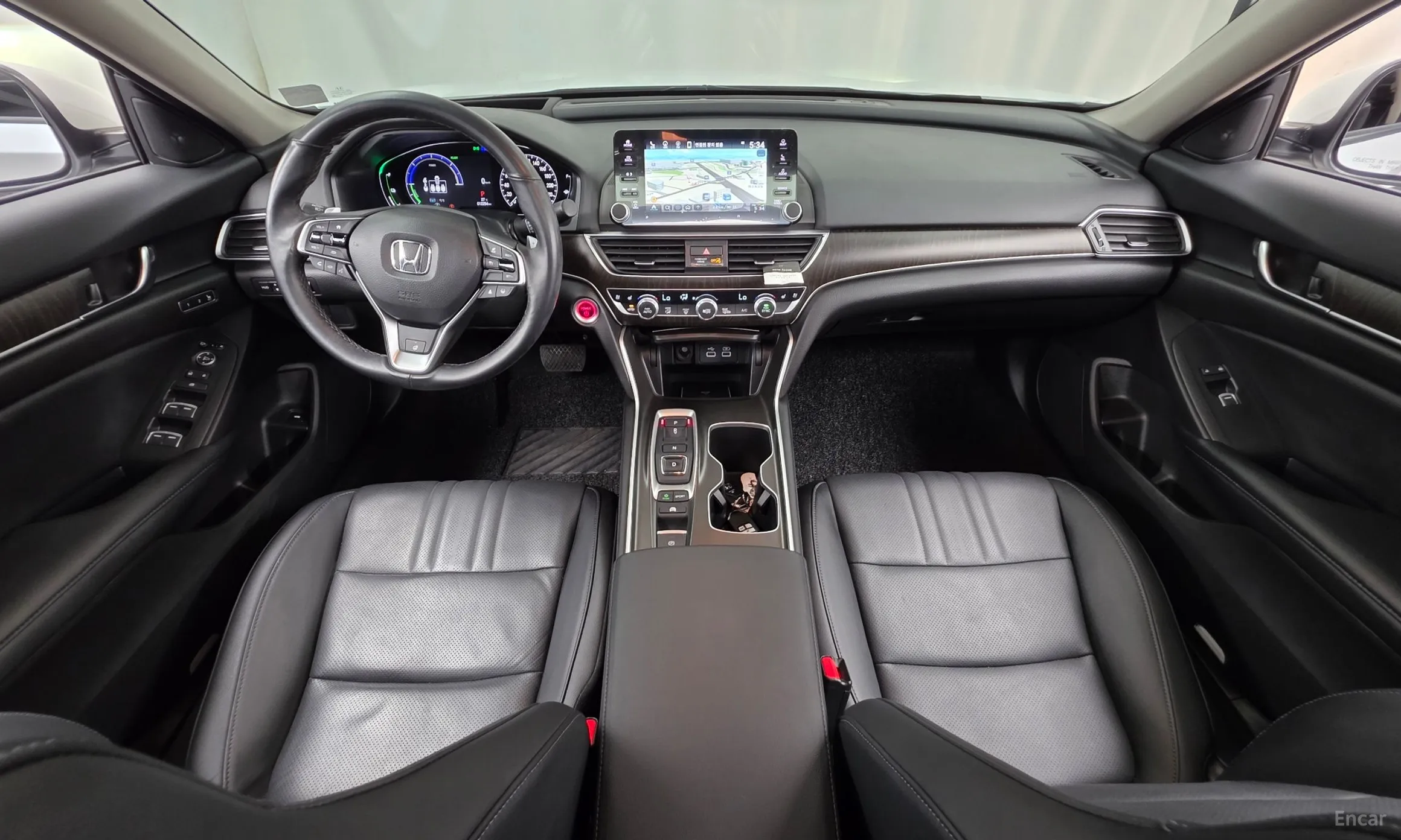 Honda Accord 10th Generation превью 7