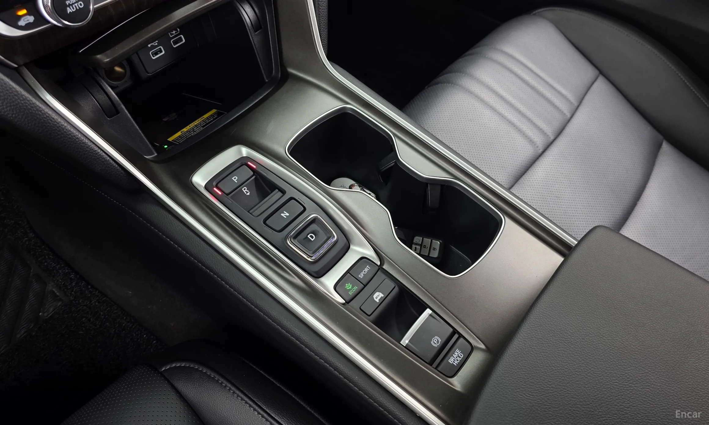 Honda Accord 10th Generation превью 9