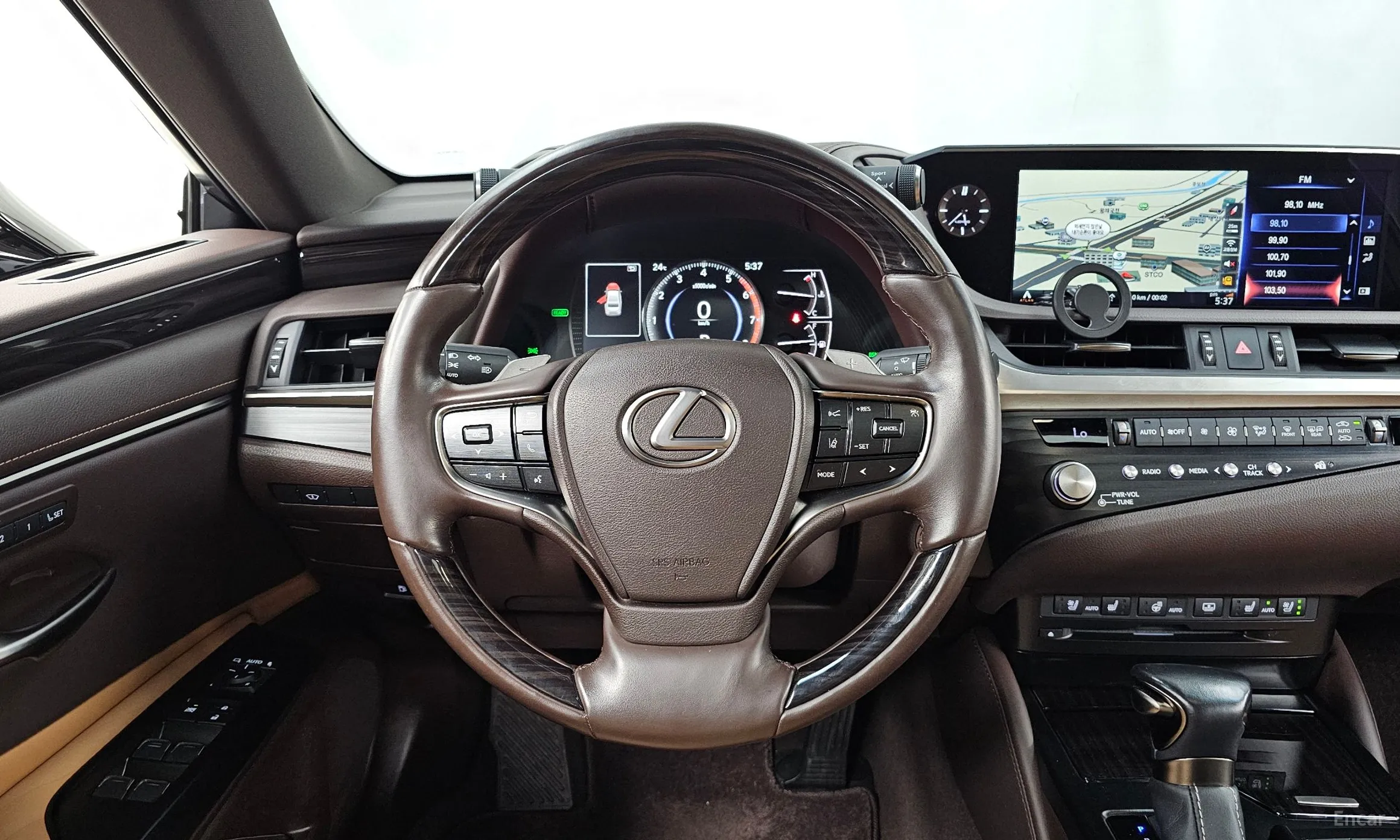 Lexus ES300h 7th Generation превью 13