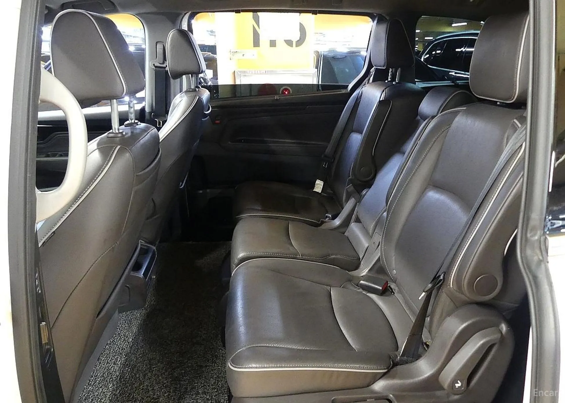 Honda Odyssey превью 18
