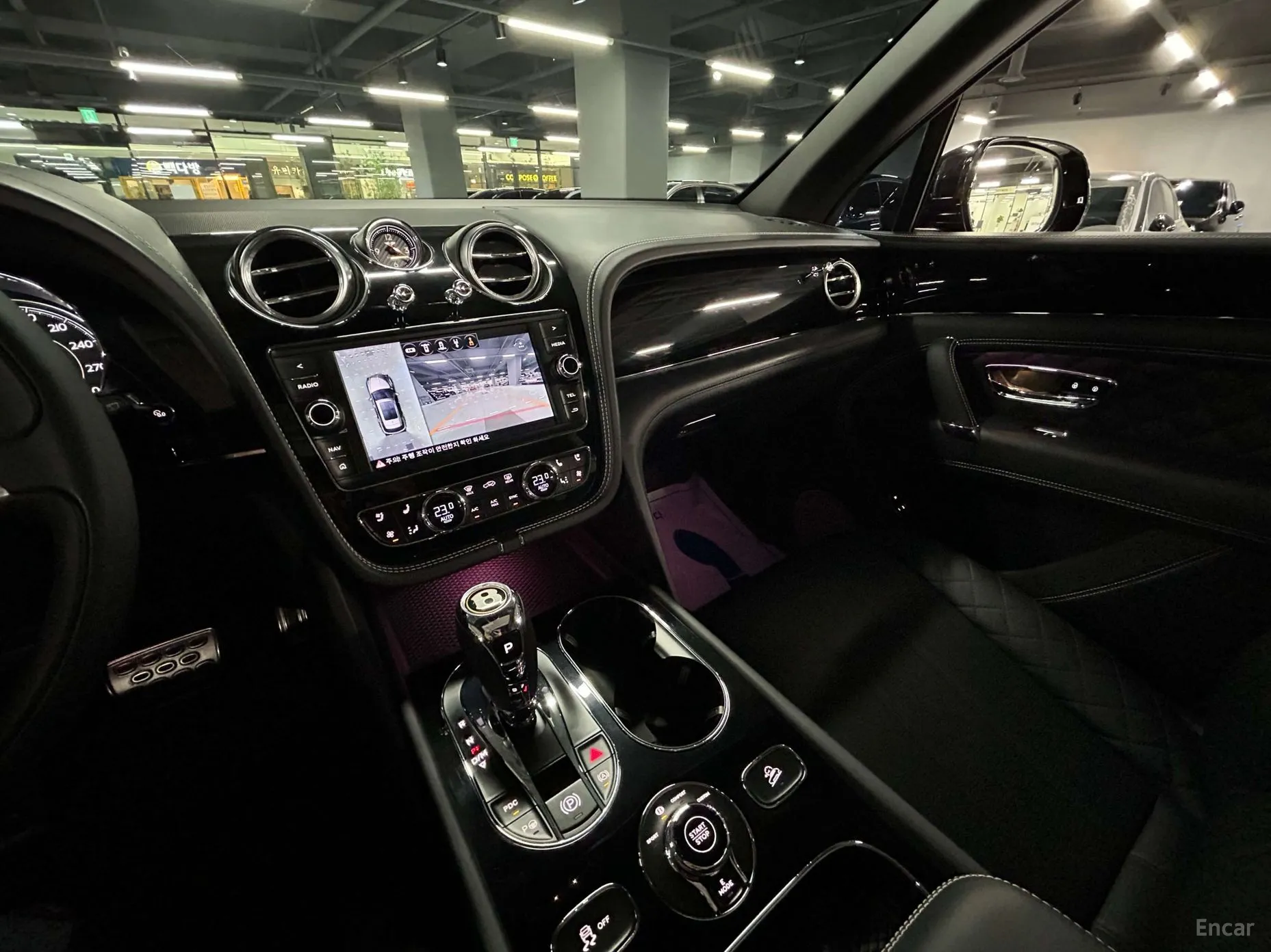 Bentley Bentayga превью 10