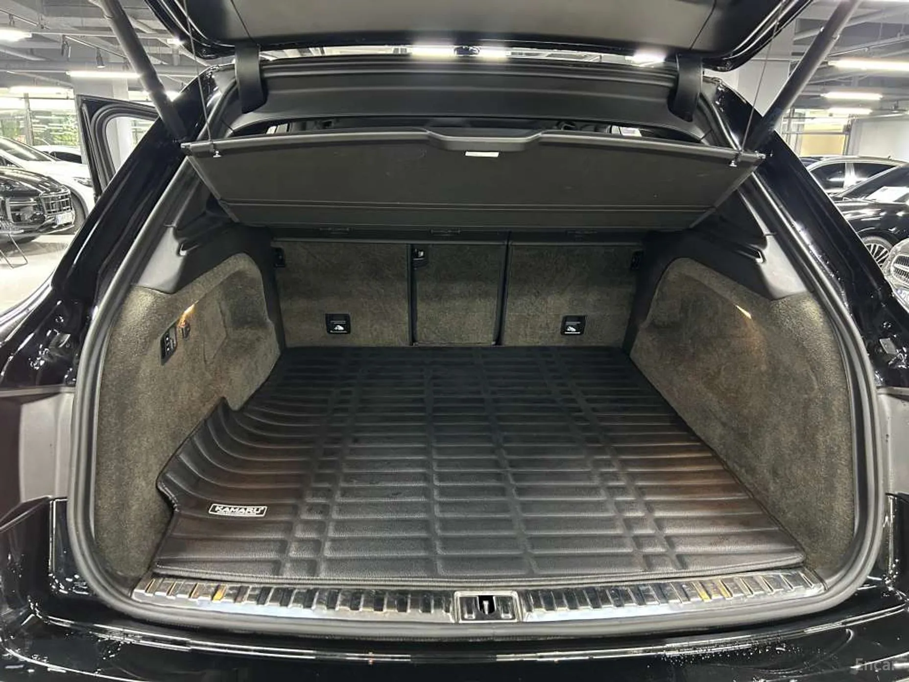 Bentley Bentayga превью 17