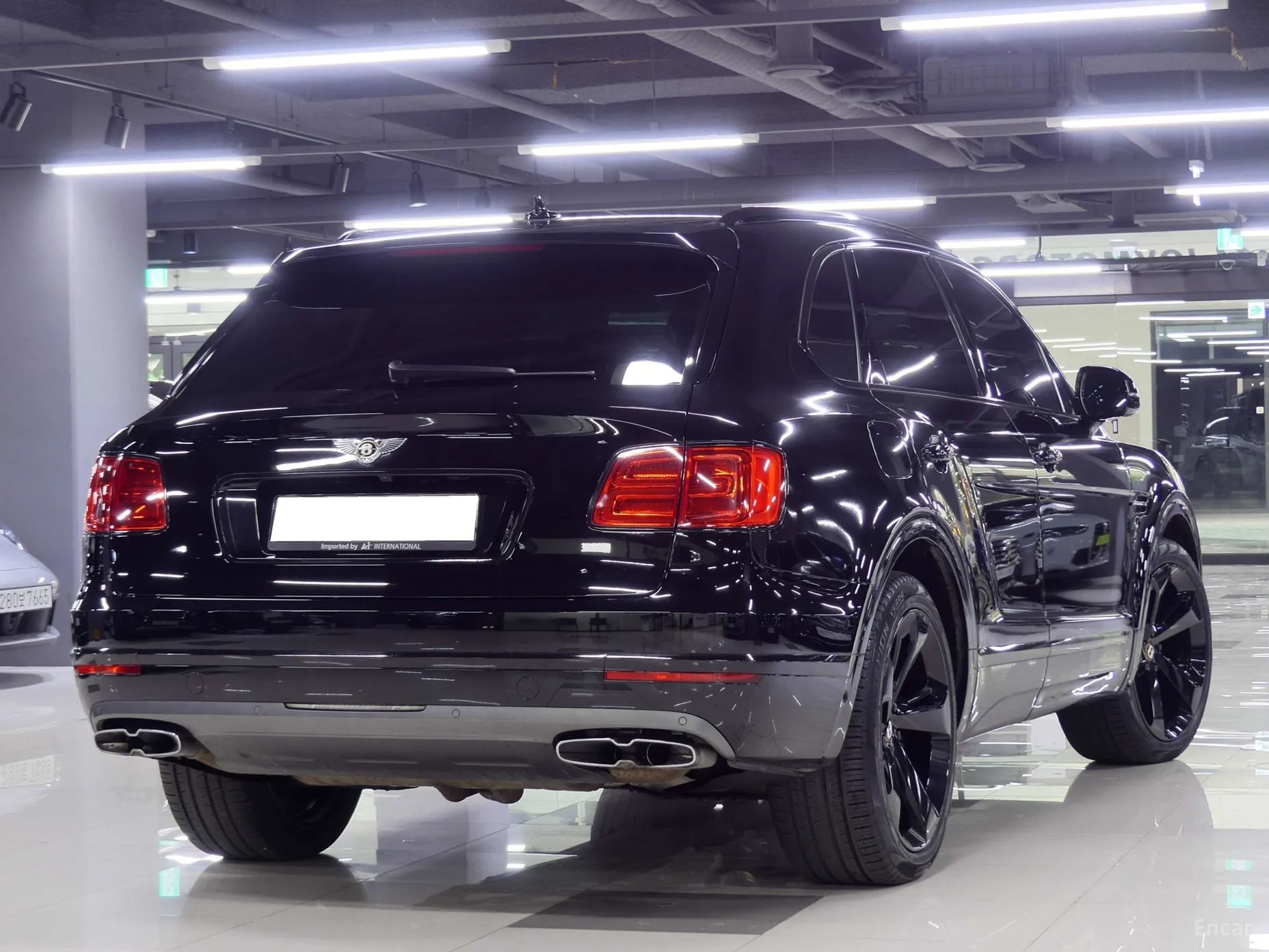 Bentley Bentayga превью 3