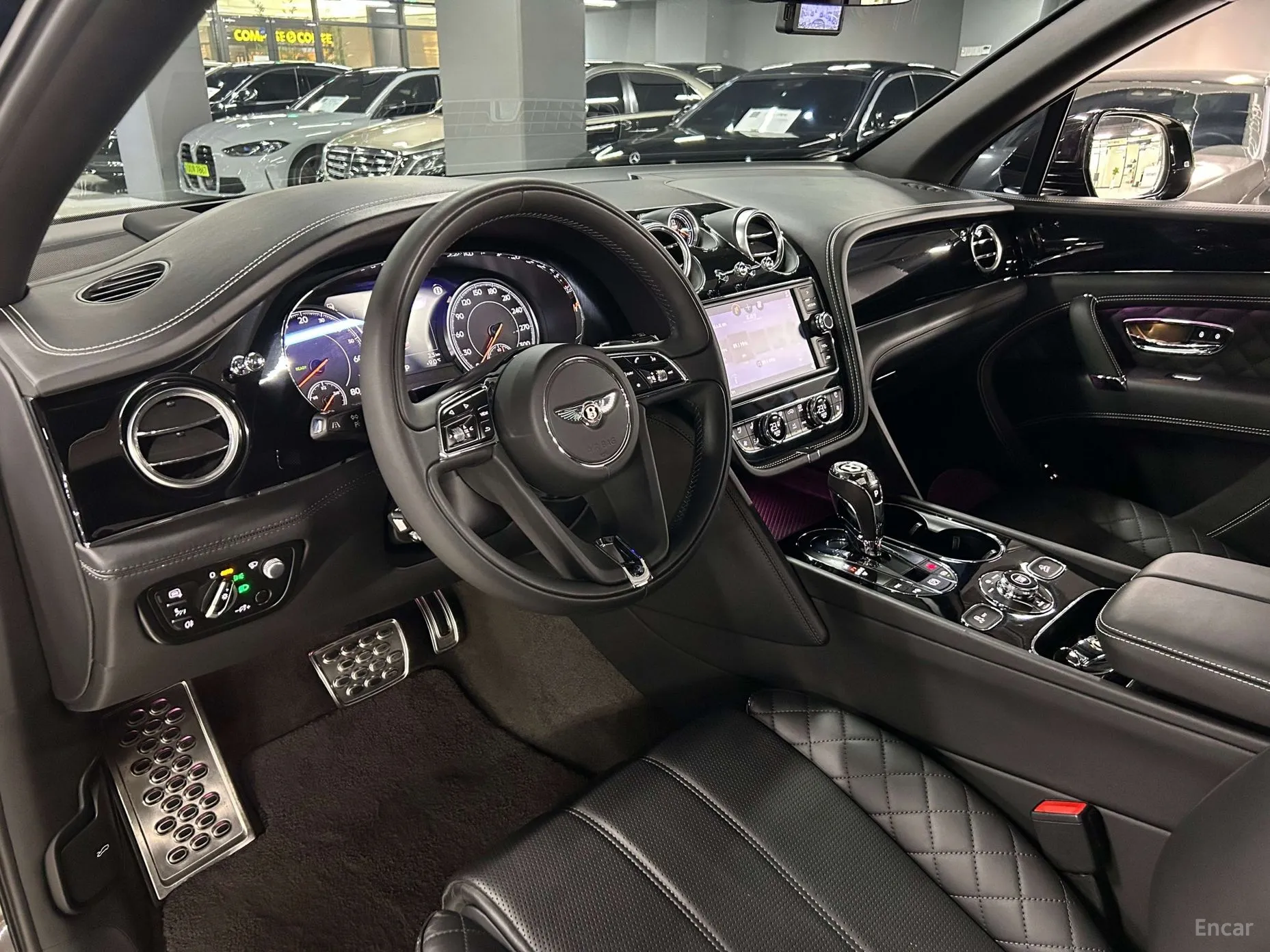 Bentley Bentayga превью 4