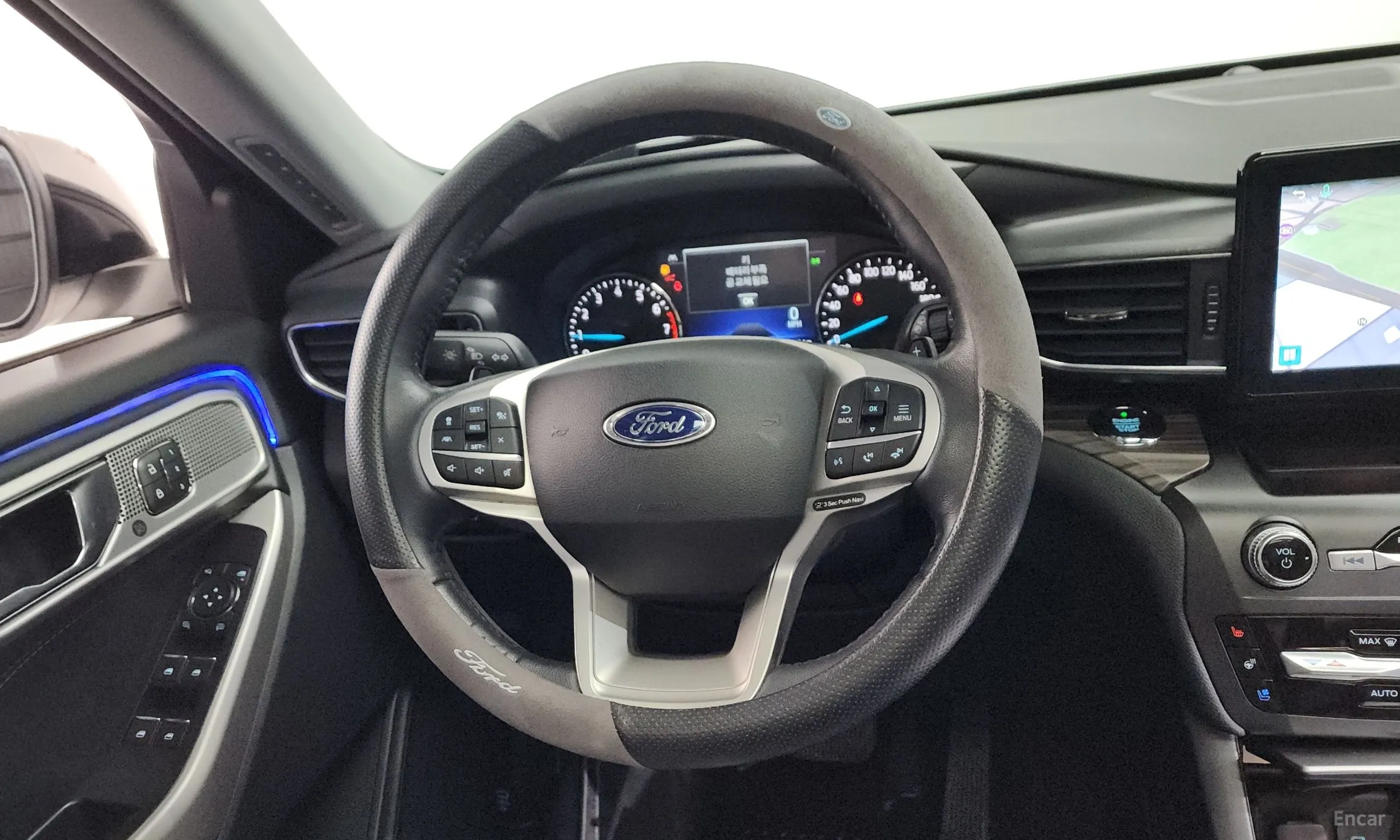 Ford Explorer 6th Generation превью 13