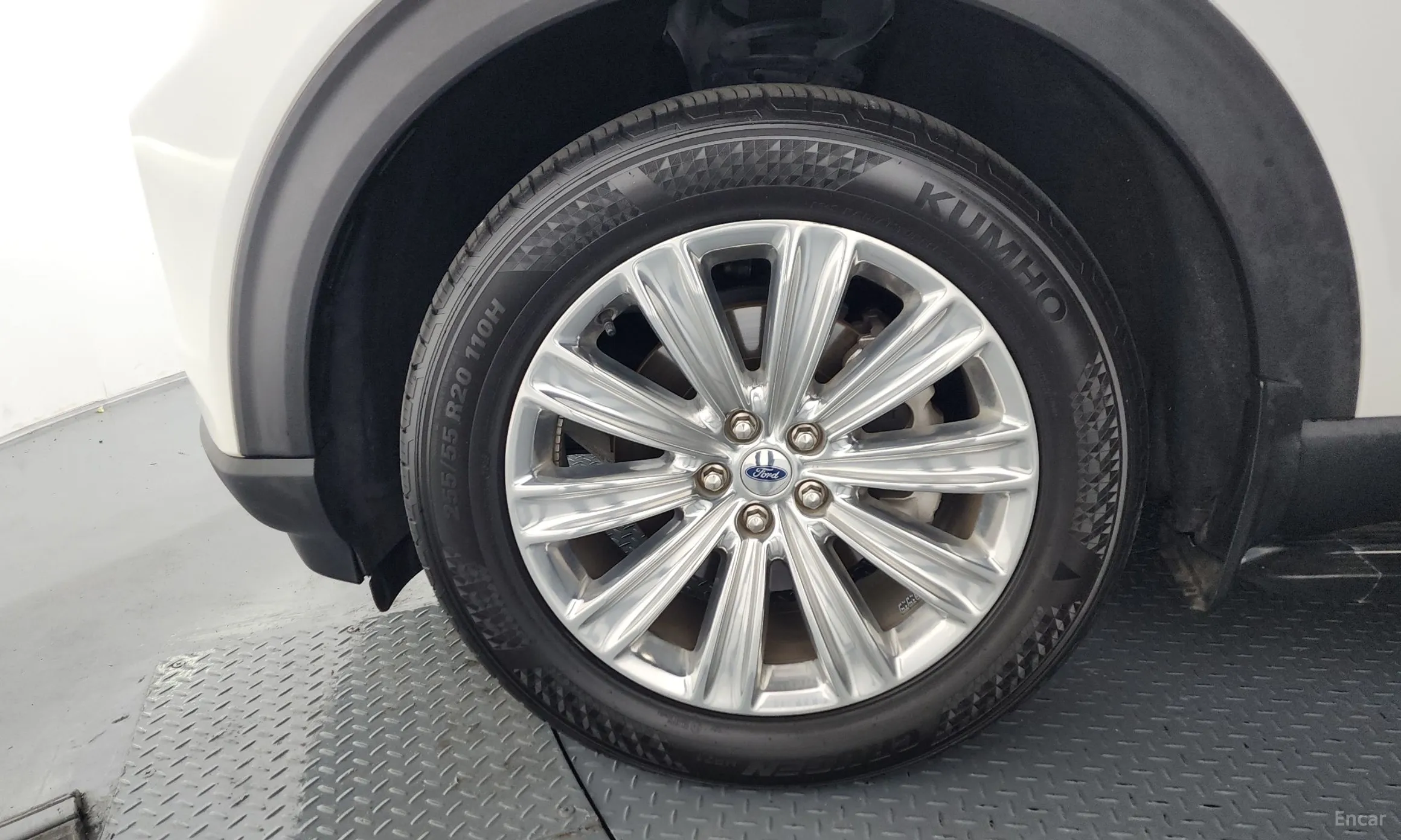 Ford Explorer 6th Generation превью 5