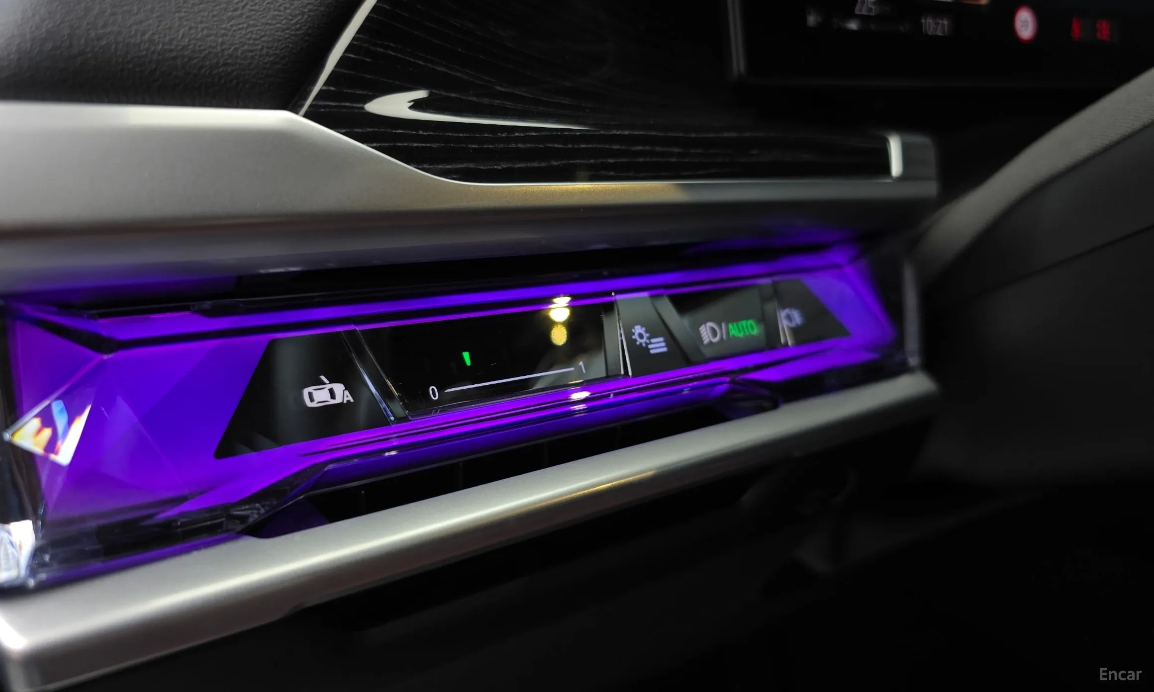 BMW 7 Series (G70) превью 19