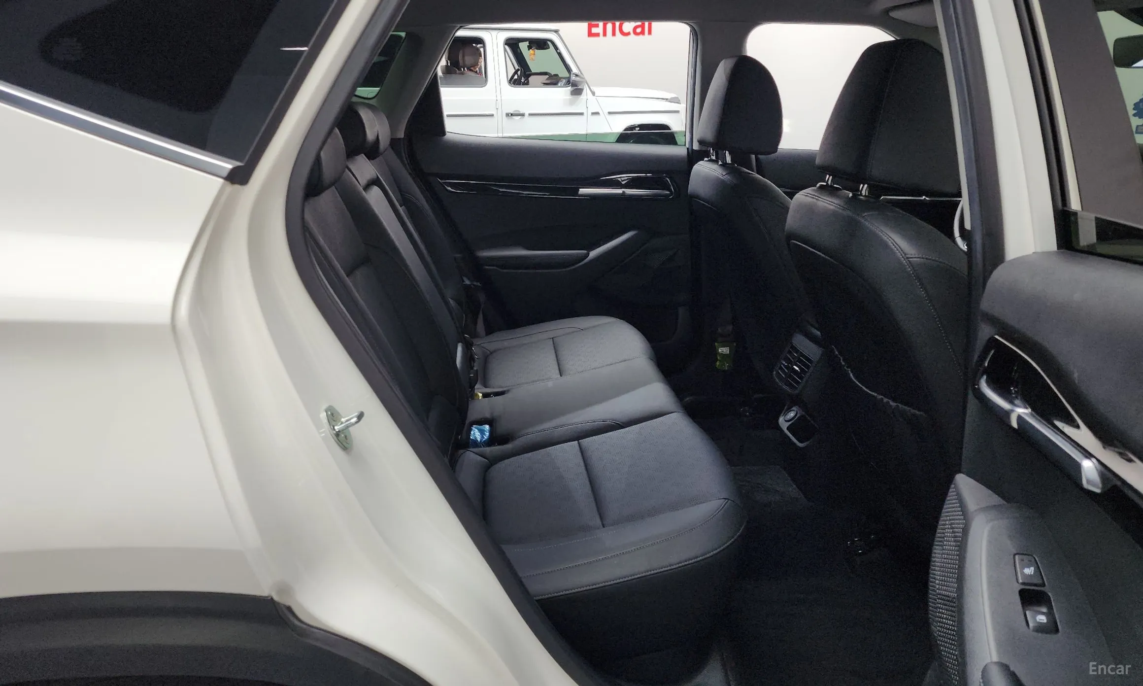 Kia Seltos превью 11