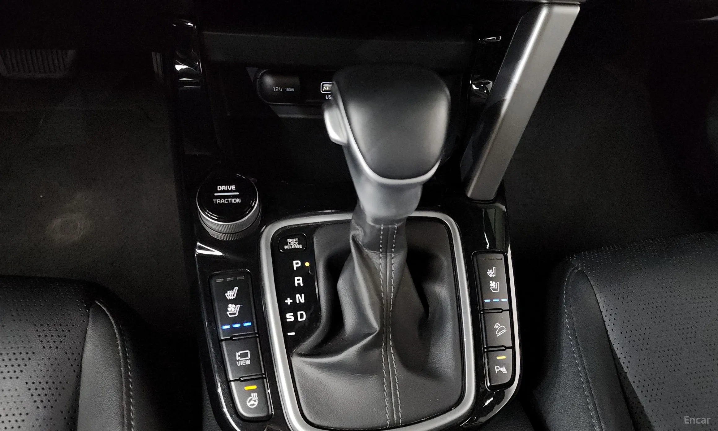 Kia Seltos превью 9