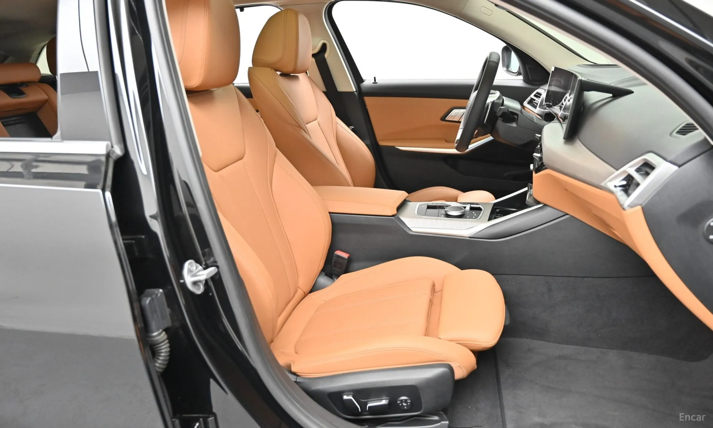 BMW 3 Series (G20) превью 10