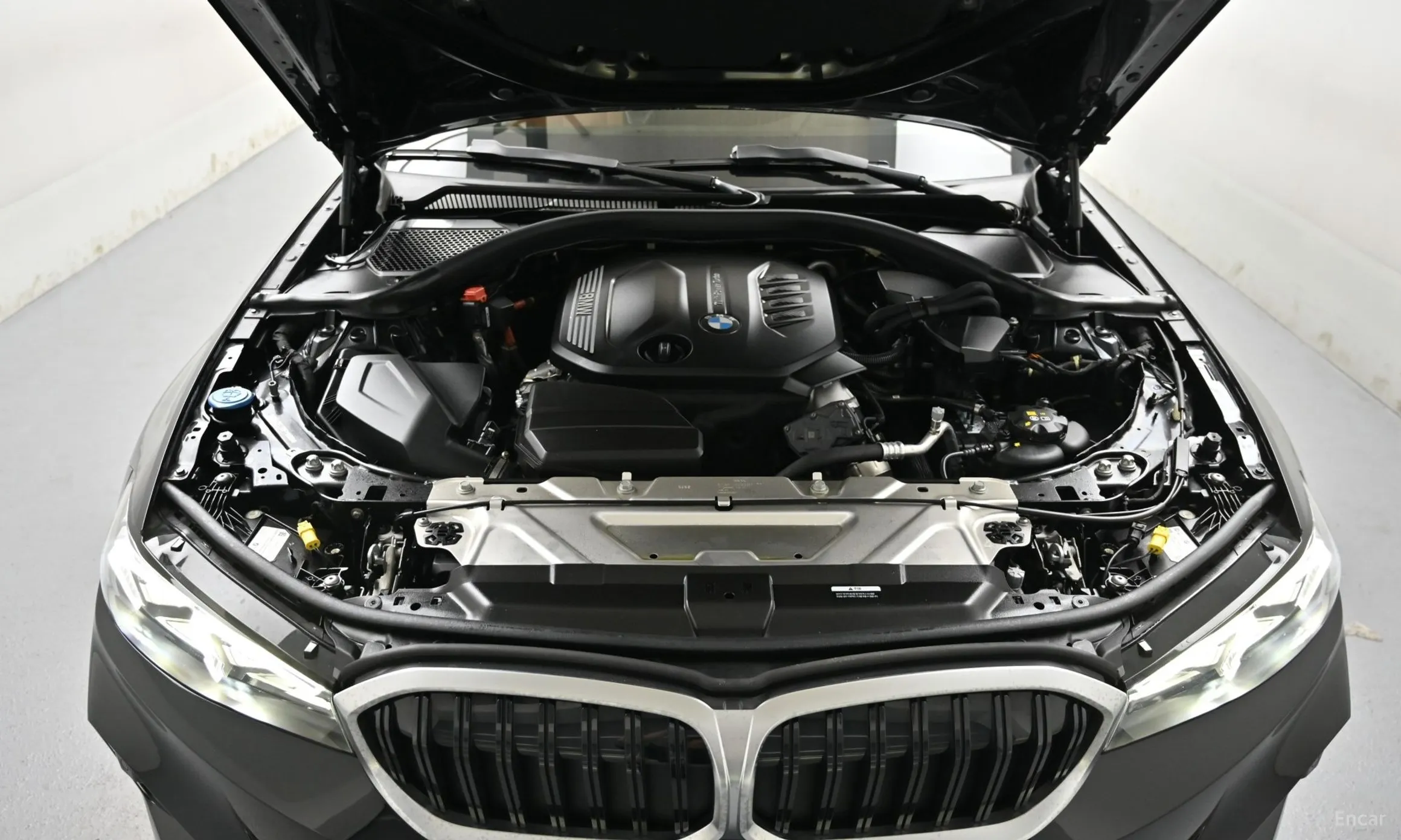 BMW 3 Series (G20) превью 8