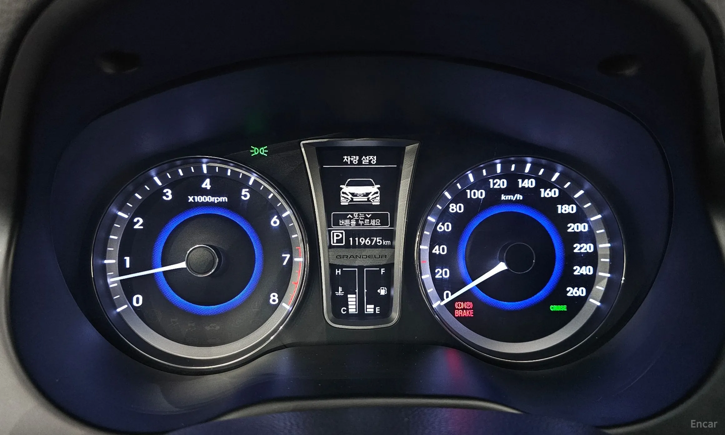 Hyundai Grandeur HG превью 8