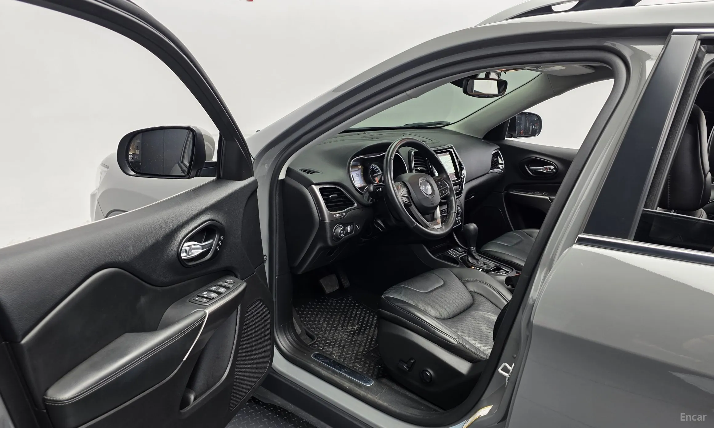 Jeep Cherokee (KL) превью 10
