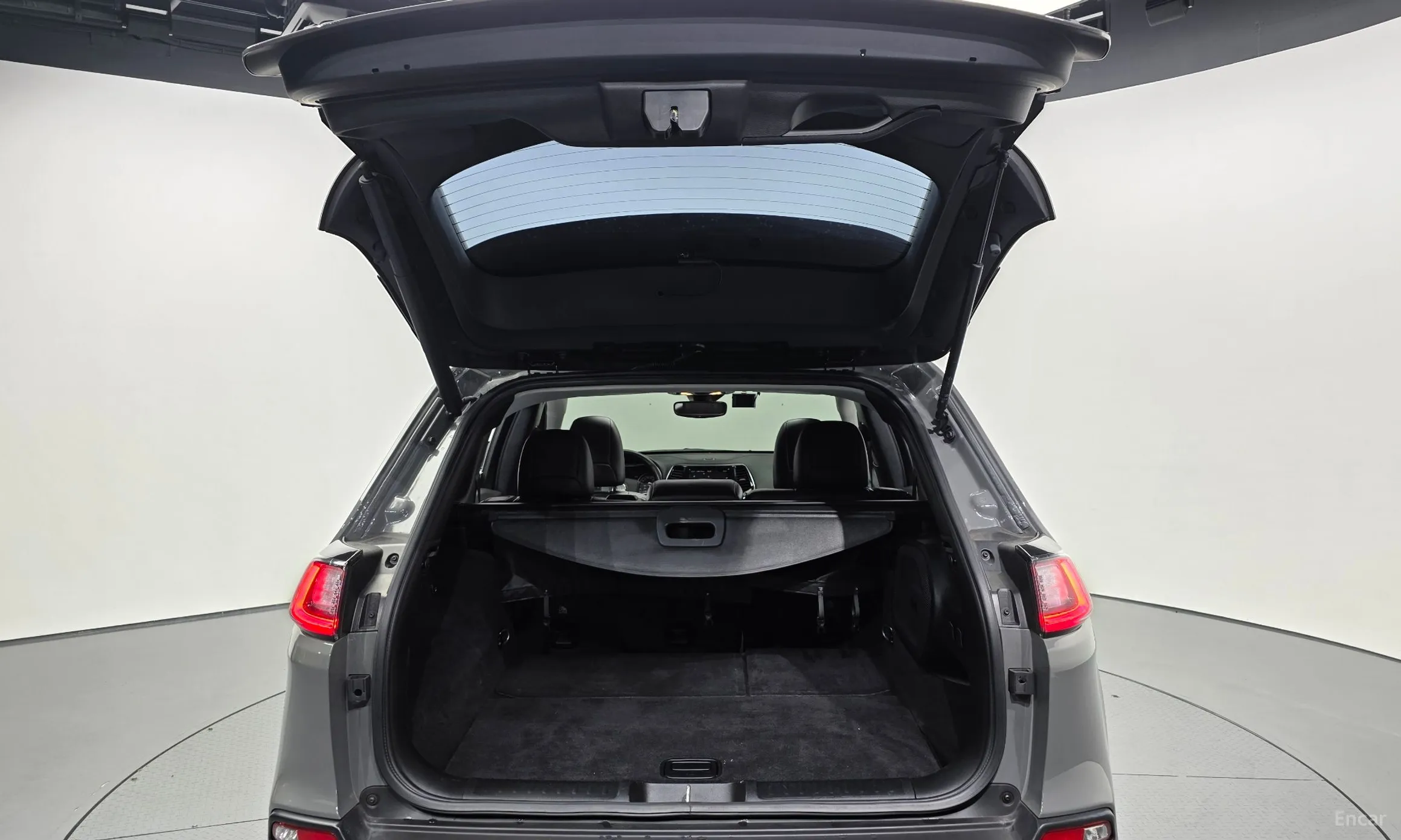 Jeep Cherokee (KL) превью 20