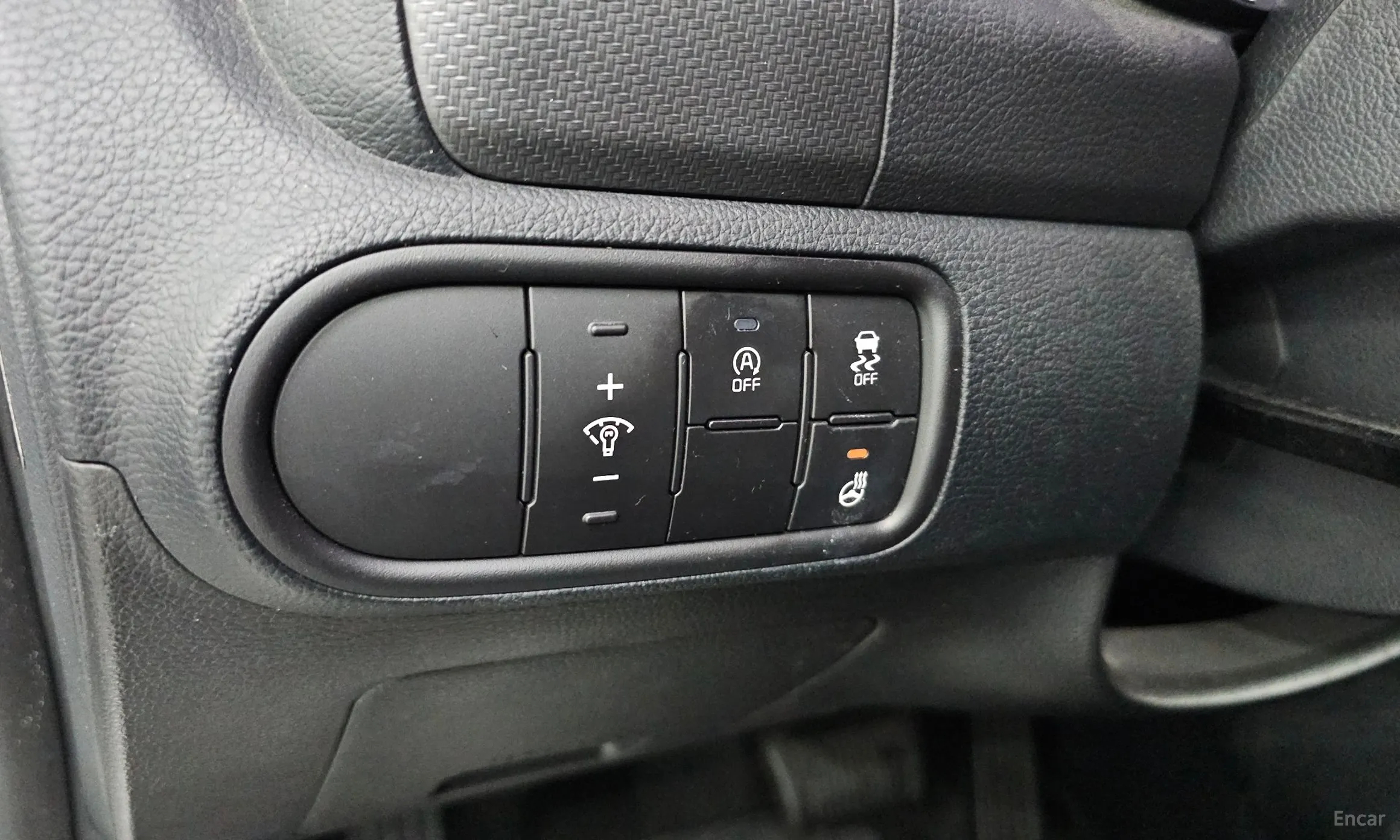 Kia K3 превью 16